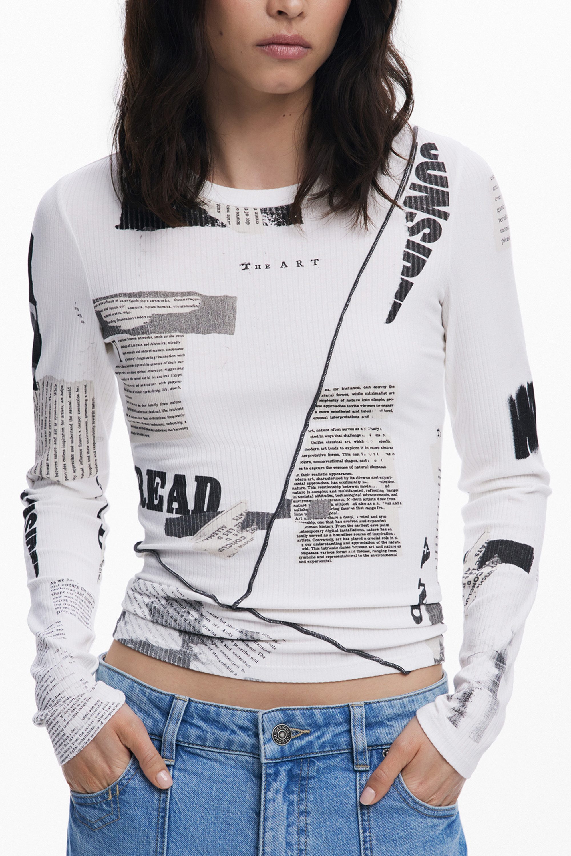 Desigual T-Shirt Weißes Damen Langarmshirt mit Zeitungsdruck und