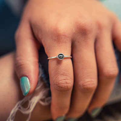 Made by Nami Silberring 925 Sterling Silber Damenring - Schmuck Ring Größe (Ring, Einzelartikel), aus Sterling Silber, mit Herz Stein