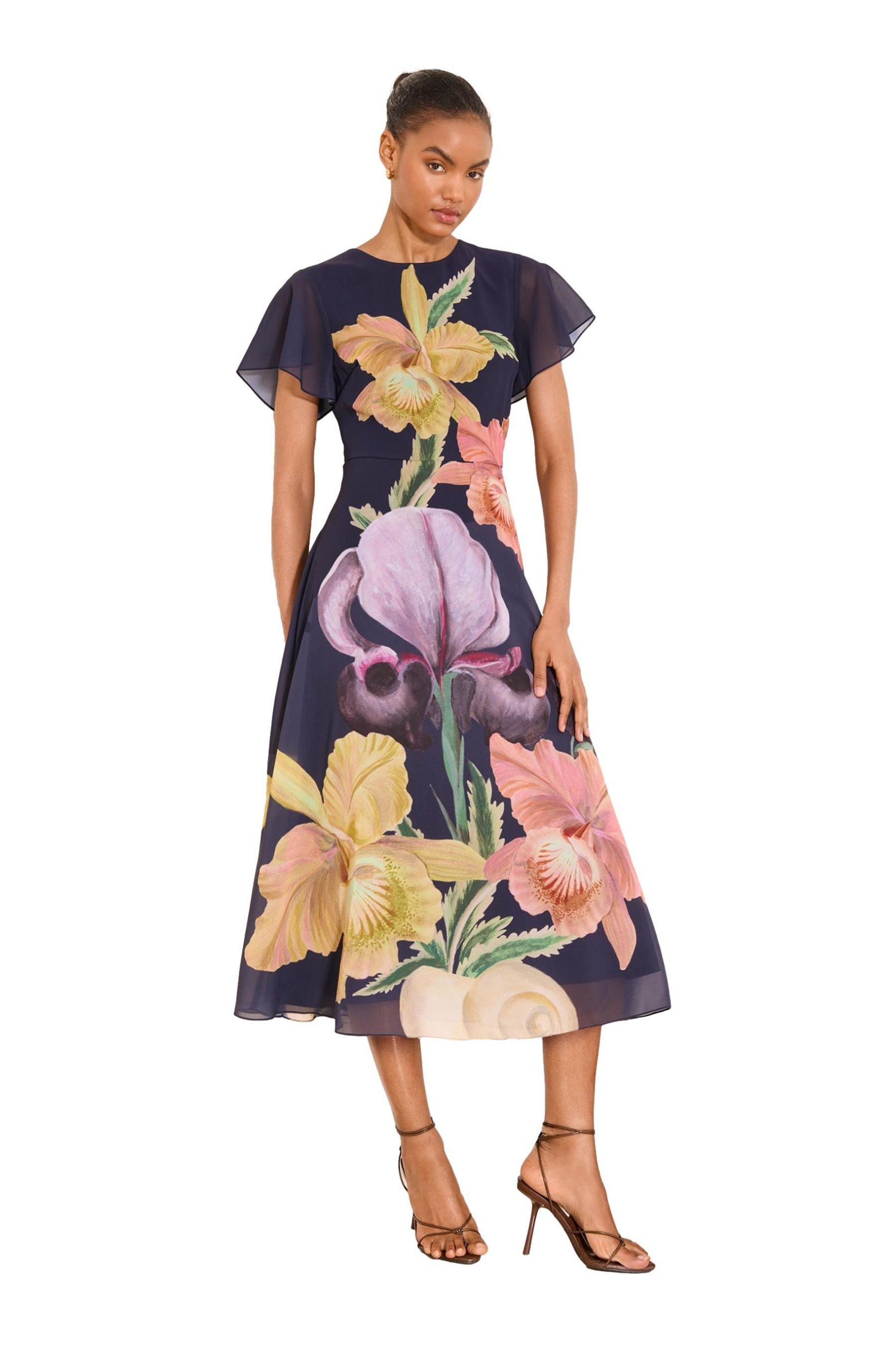 LIPSY Midikleid Lipsy X Mandy Sade Ausgestelltes Midikleid (1-tlg)