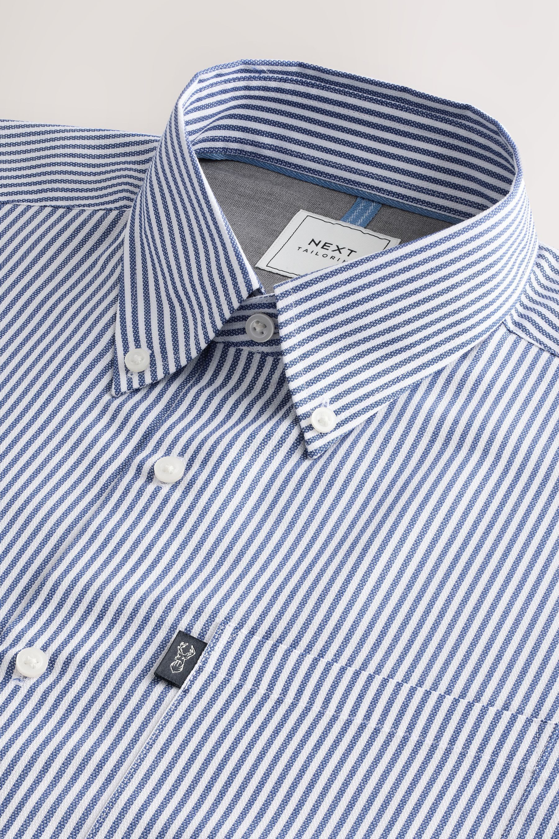 Next Kurzarmhemd Bügelleichtes Oxford-Hemd mit Button-down-Kragen günstig online kaufen