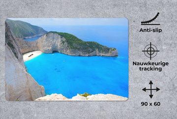 MuchoWow Gaming Mauspad Blick auf das strahlend blaue Meer und den weißen Strand von Navagio (1-St), Büro für Tastatur und Maus, Mousepad Gaming, 90x60 cm, XXL, Großes