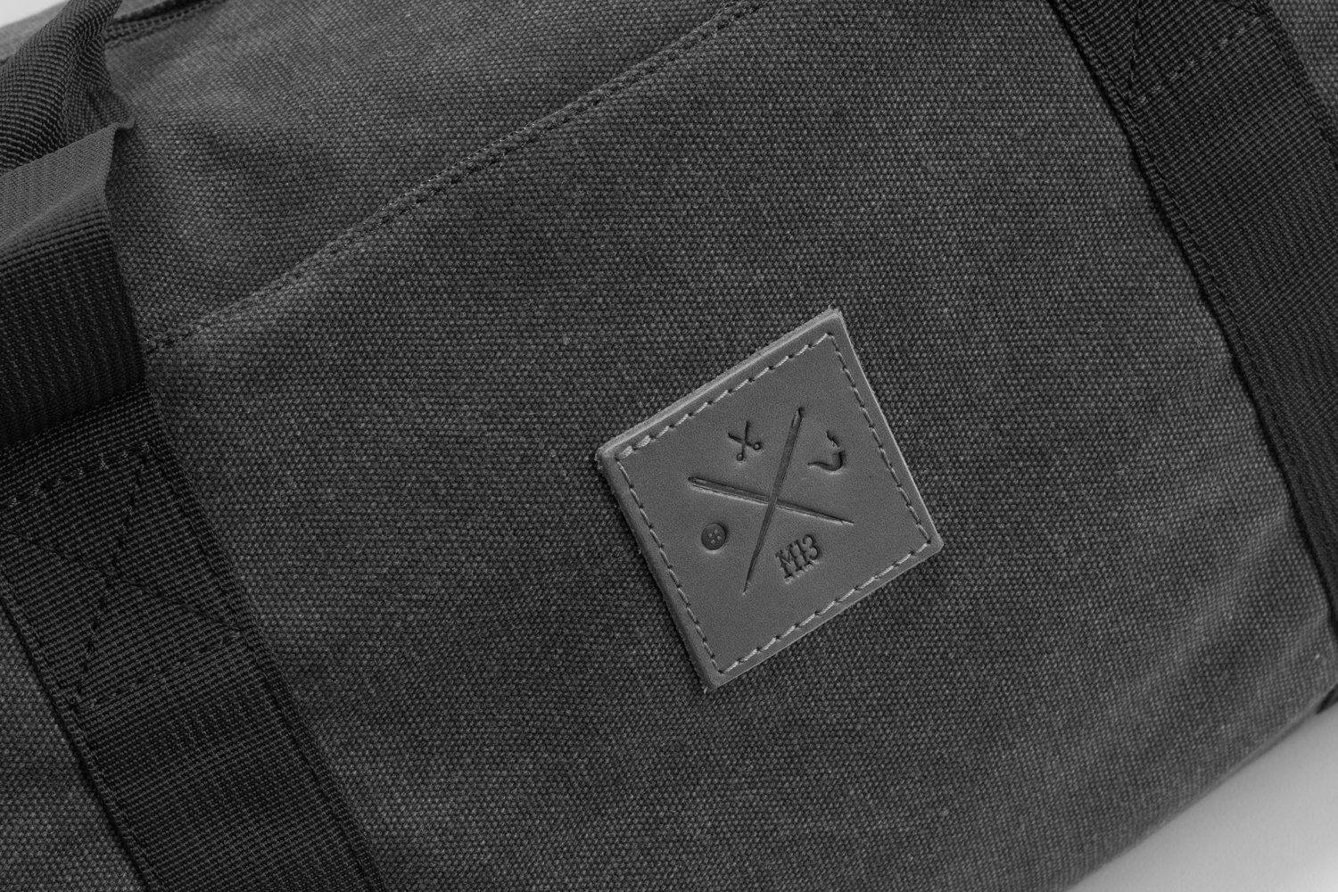 Manufaktur13 Sporttasche Canvas Barrel Bag Dark 24L Fassungsvermögen - Bag, Sporttasche, Grey Duffel