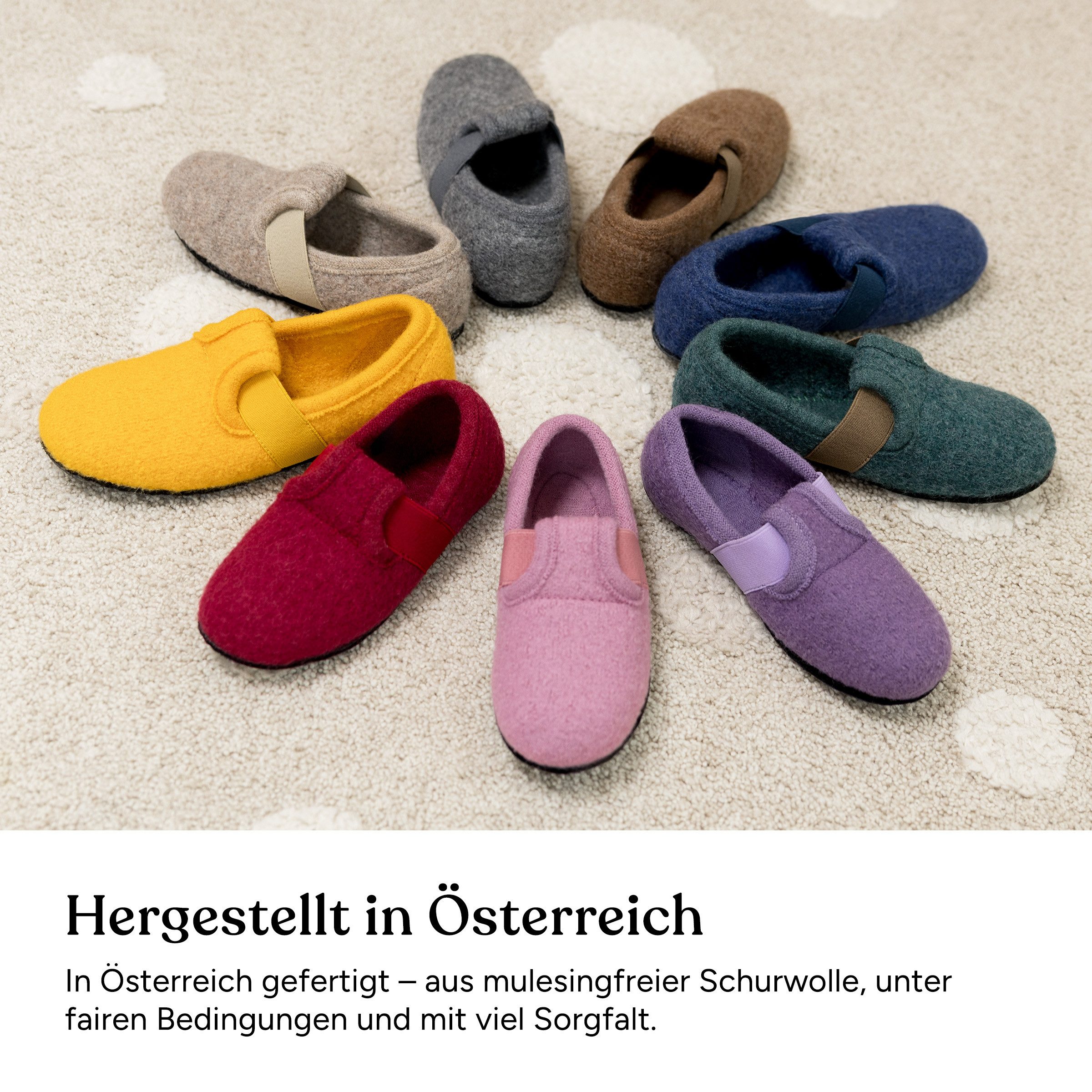 Ehrenkind Gemütliche, flache Kinder-Hausschuhe aus reiner Schurwolle Hüttenschuhe (atmungsaktiv & temperaturregulierend, rutschfest, Hellbraun) ideal für Kindergarten, Schule und zu Hause