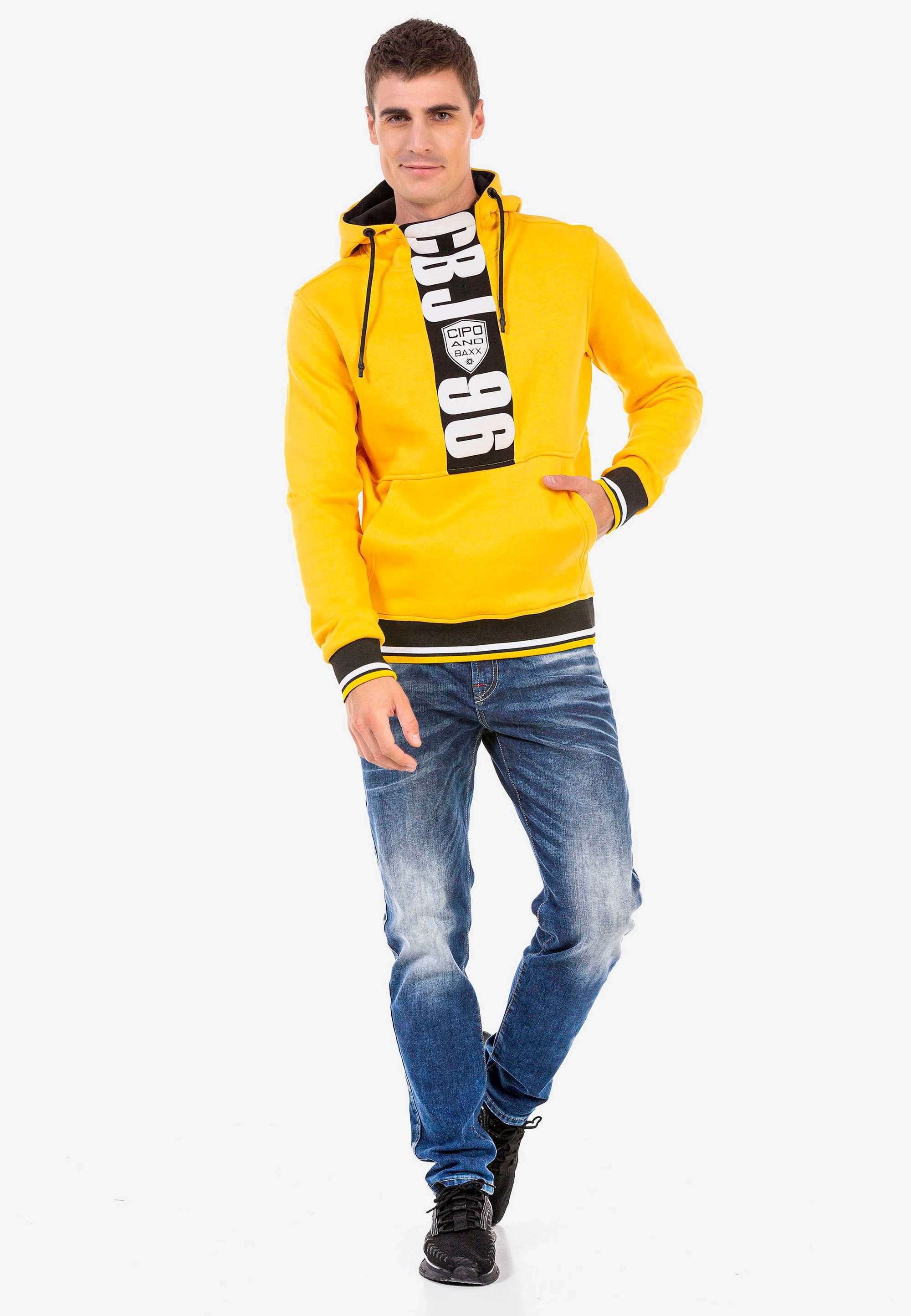 Cipo & Baxx tollen gelb Kapuzensweatshirt mit Markenprints