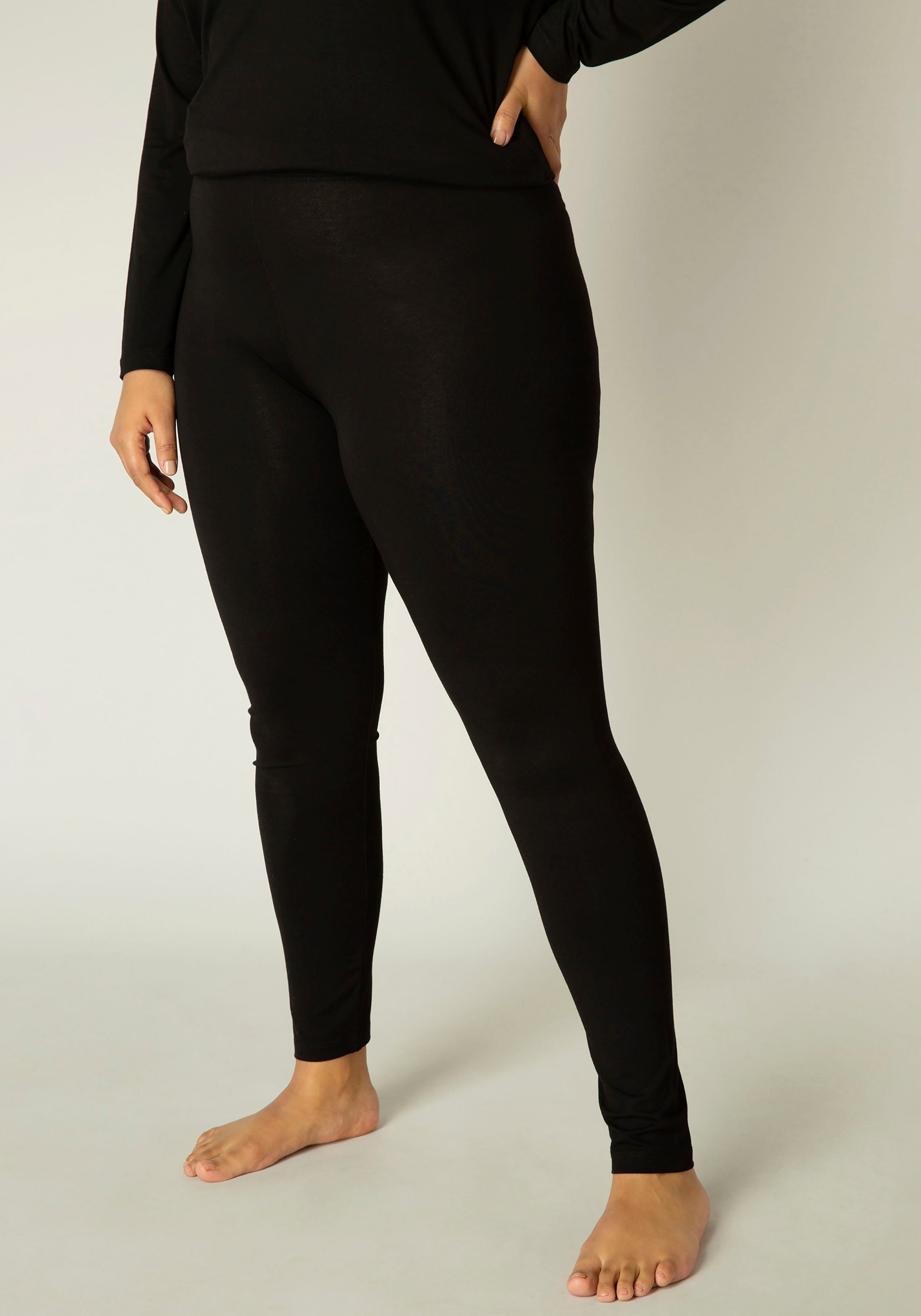 Base Level Curvy Leggings Andrea