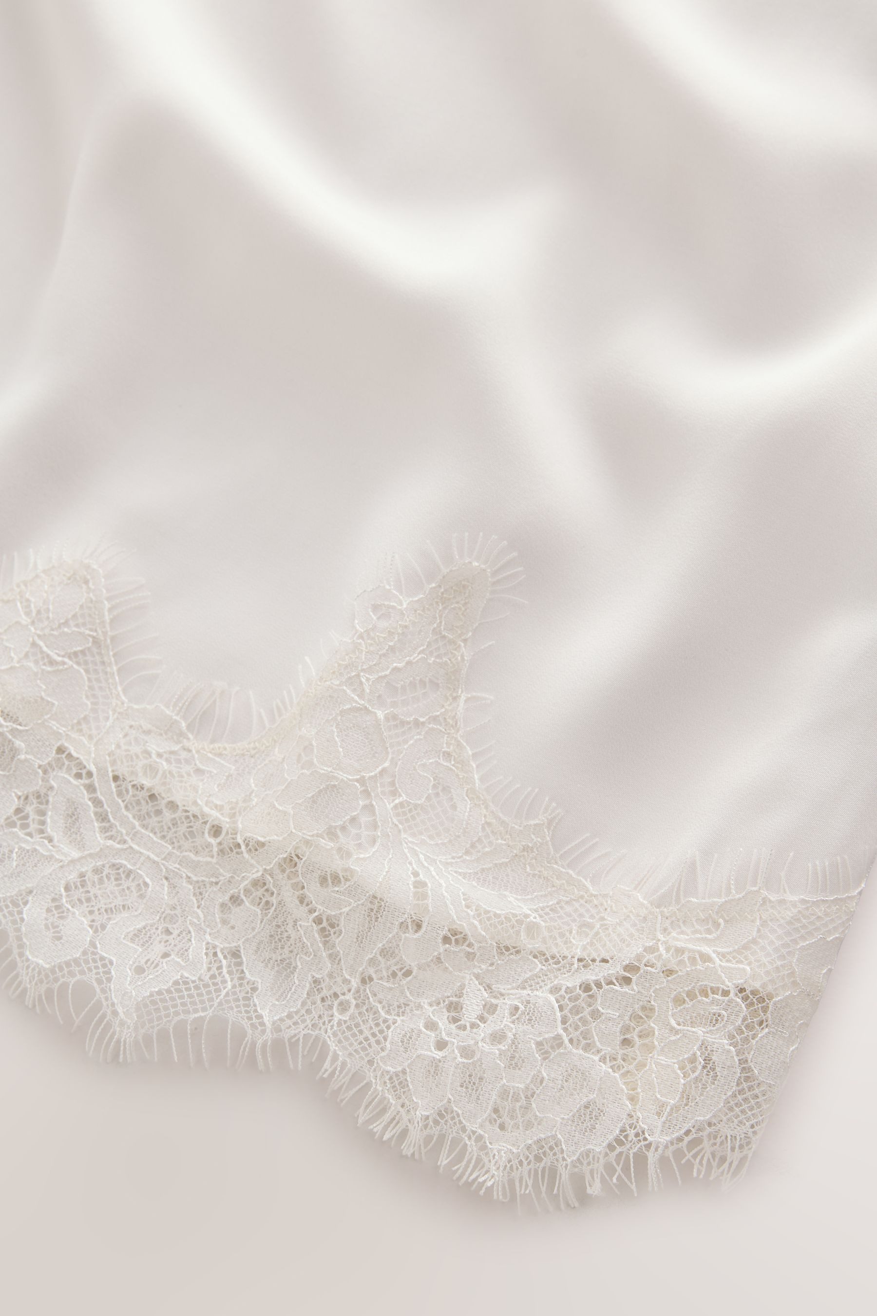 Next Trägertop Trägertop aus Satin mit Spitzenbesatz (1-tlg) – Bild 5 von 5