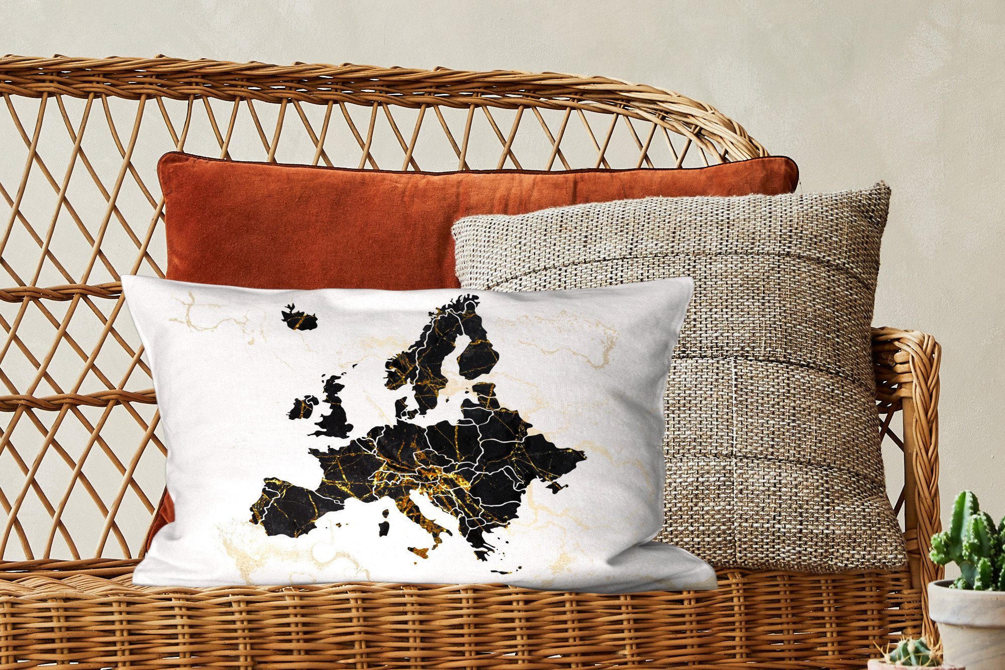 MuchoWow Dekokissen Karte - Europa mit Dekokissen - Schlafzimmer Füllung, Wohzimmer Marmor, Dekoration, Zierkissen
