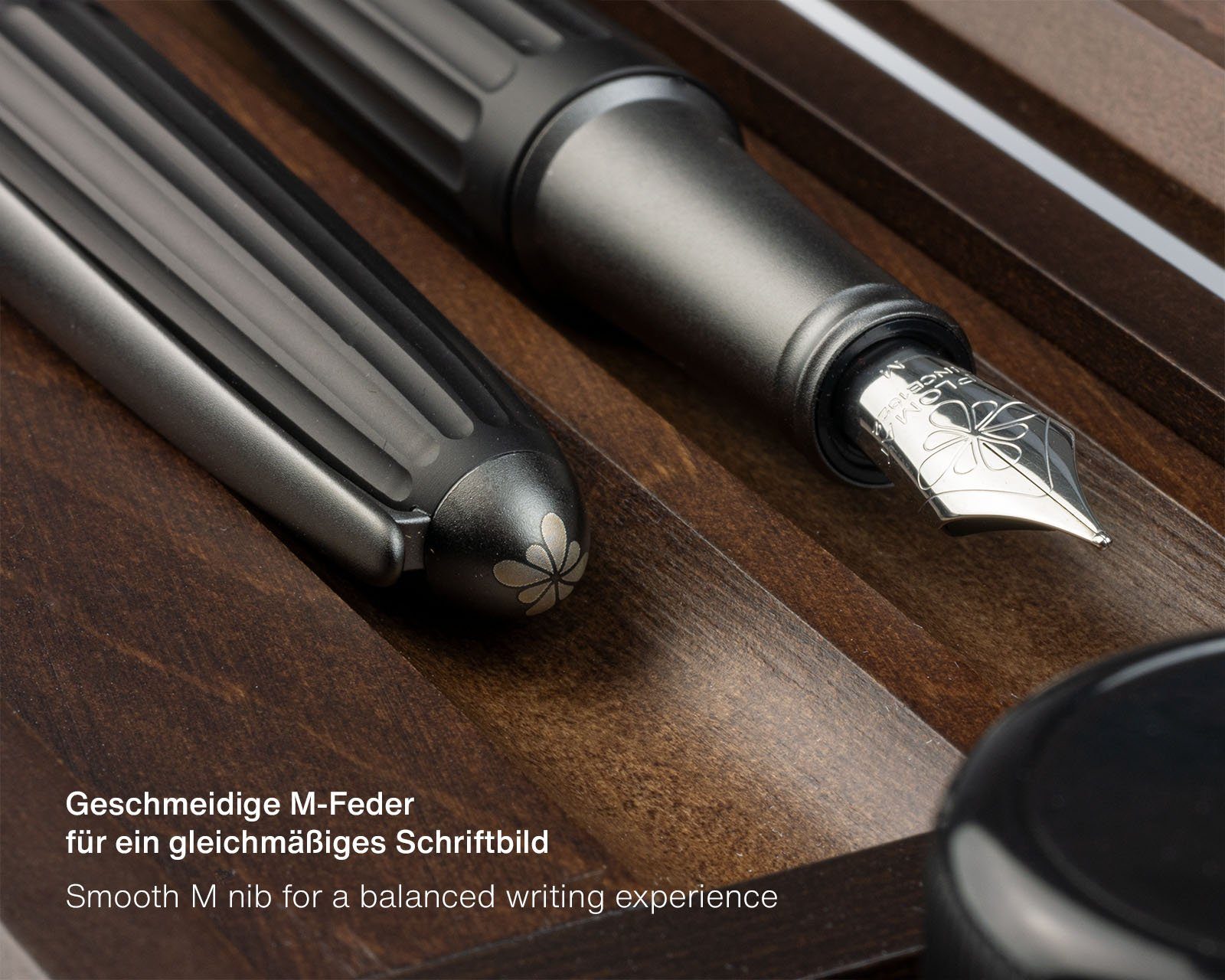 DIPLOMAT Füllhalter Füllhalterset Diplomat Aero schwarz Schreibtinte Stiftetui Wenge-Holz, (Komplett-Set mit Tintenkonverter, Schreibtinte Schwarz von Octopus Fluids und Wenge Holzetui), MADE IN GERMANY