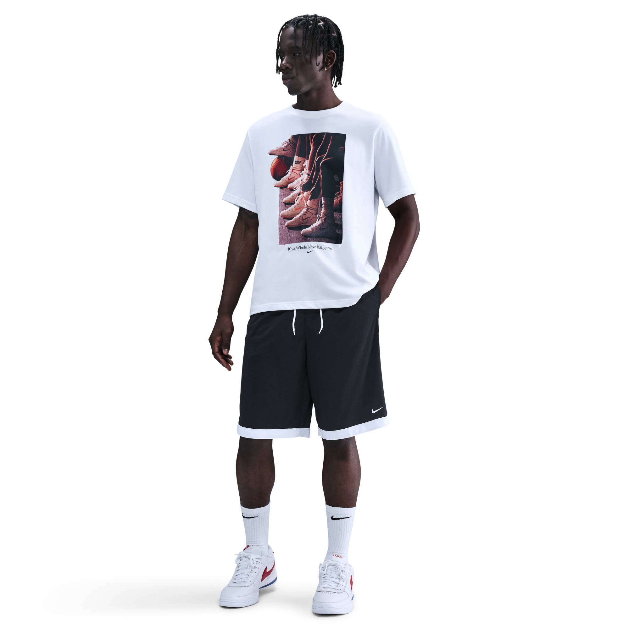 Nike Trainingsshorts Nike DNA Academy Men's Dri-FIT 11" Basketball Shorts mit Seitennahttaschen, schnell trocknend, pflegeleicht