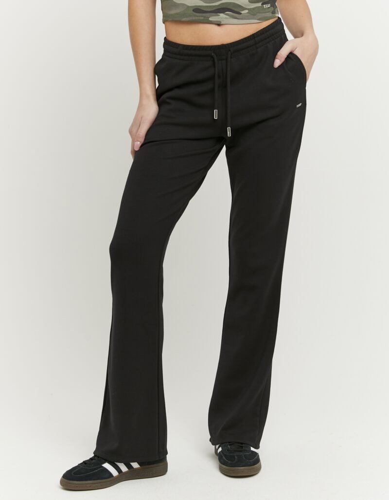 Tally Weijl Sweathose SPAPEJACIN Materialmix, mit ausgestelltem Bein und Bindeband