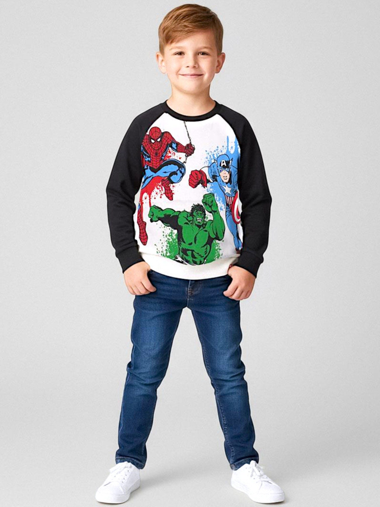 Cerdá Sweatshirt Avengers - Marvel Kinder Sweat-Pullover Größe 104 - 128 cm