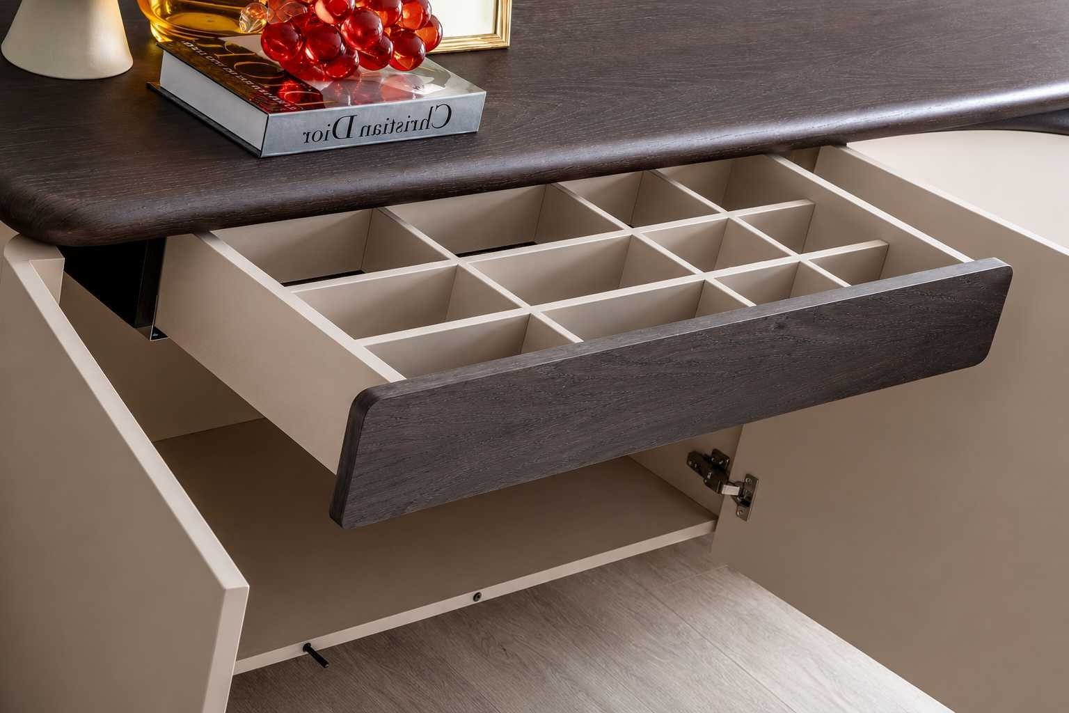 Xlmoebel Buffetaufsatz Beiger Buffetschrank mit Spiegel – Stilvolles Sideboard für Ihr, (2-St), Made in Europa