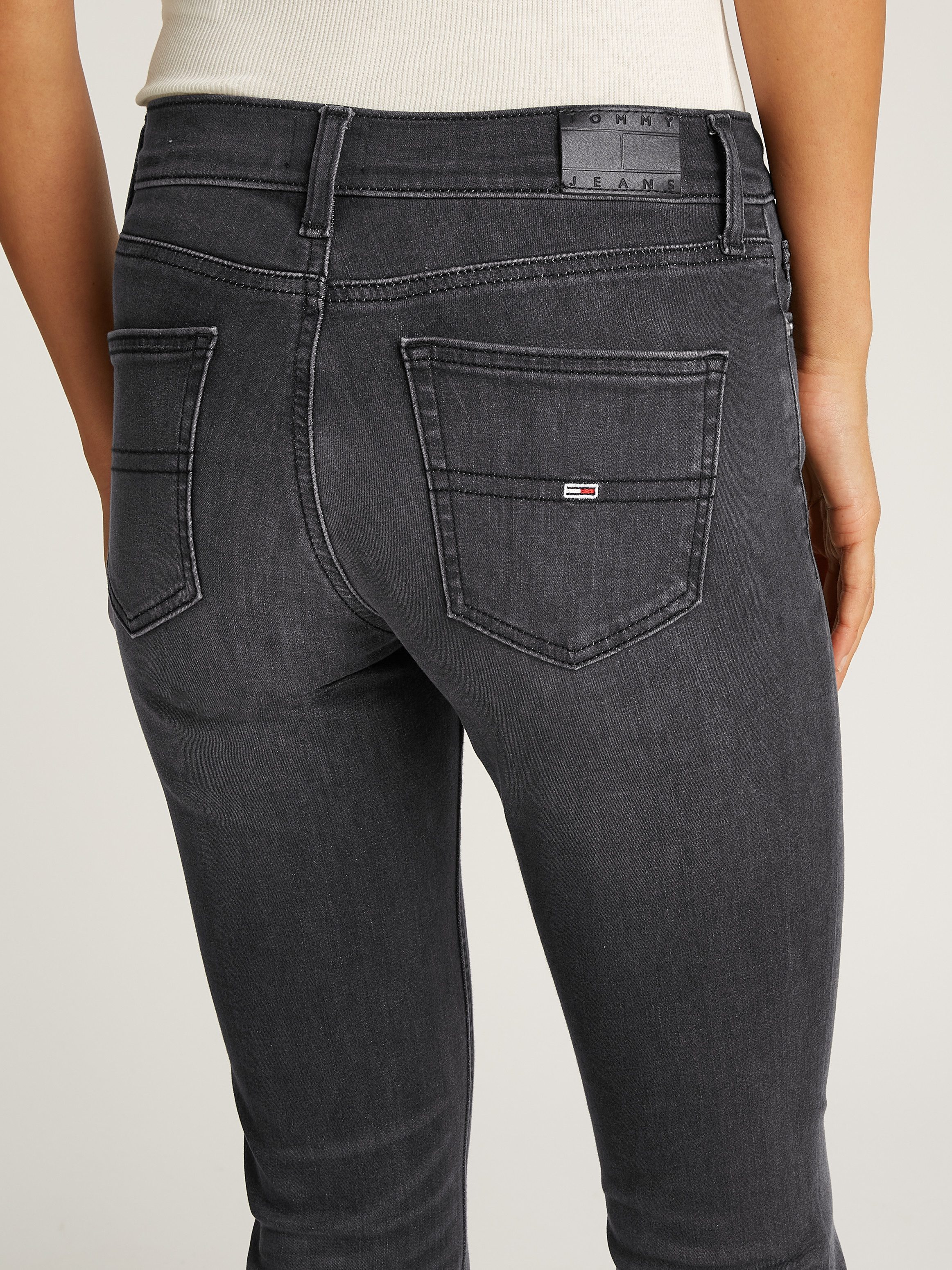 Tommy Jeans Bootcut-Jeans Maddie Mid Rise günstig online kaufen