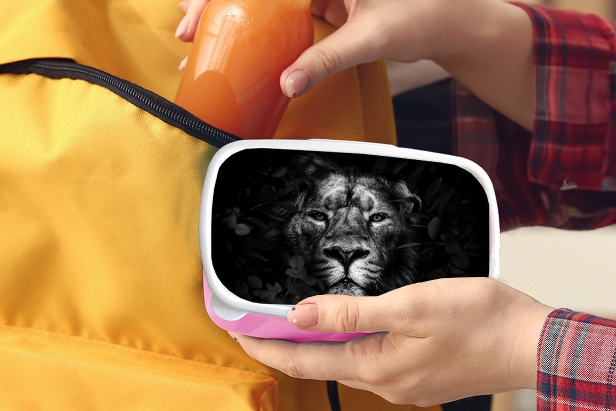 MuchoWow Lunchbox Löwe zwischen - im Kunststoff, rosa und weiß, schwarz Mädchen, Erwachsene, Kinder, Kunststoff für Dschungel Brotbox (2-tlg), den Blättern Snackbox, Brotdose