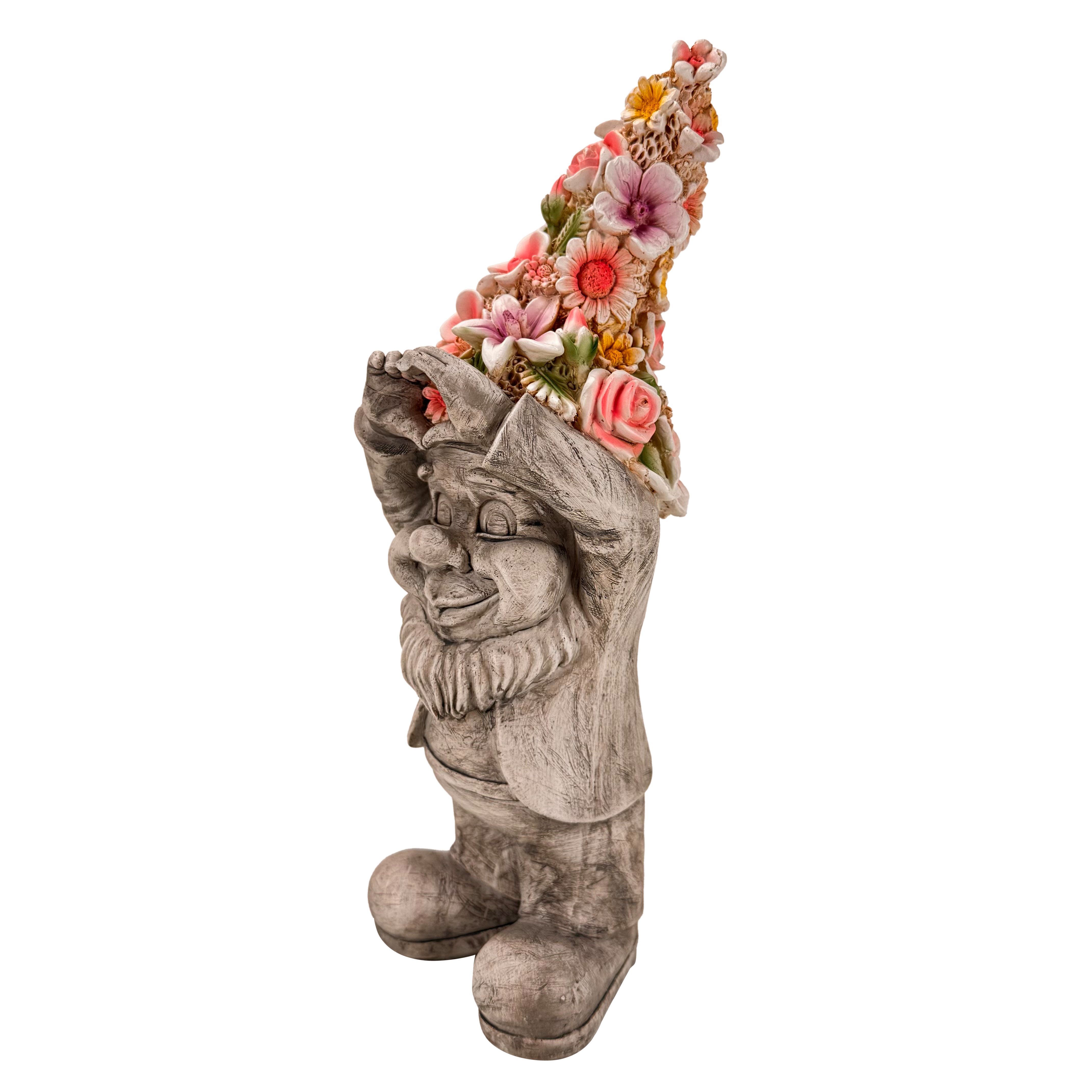 Online-Fuchs Gartenfigur für draußen - Gartenzwerg, Wichtel mit Blumenmütze - 39 cm groß, aus langlebigem Kunstharz gefertigt, wetterfest - Gartendeko – Bild 3 von 5