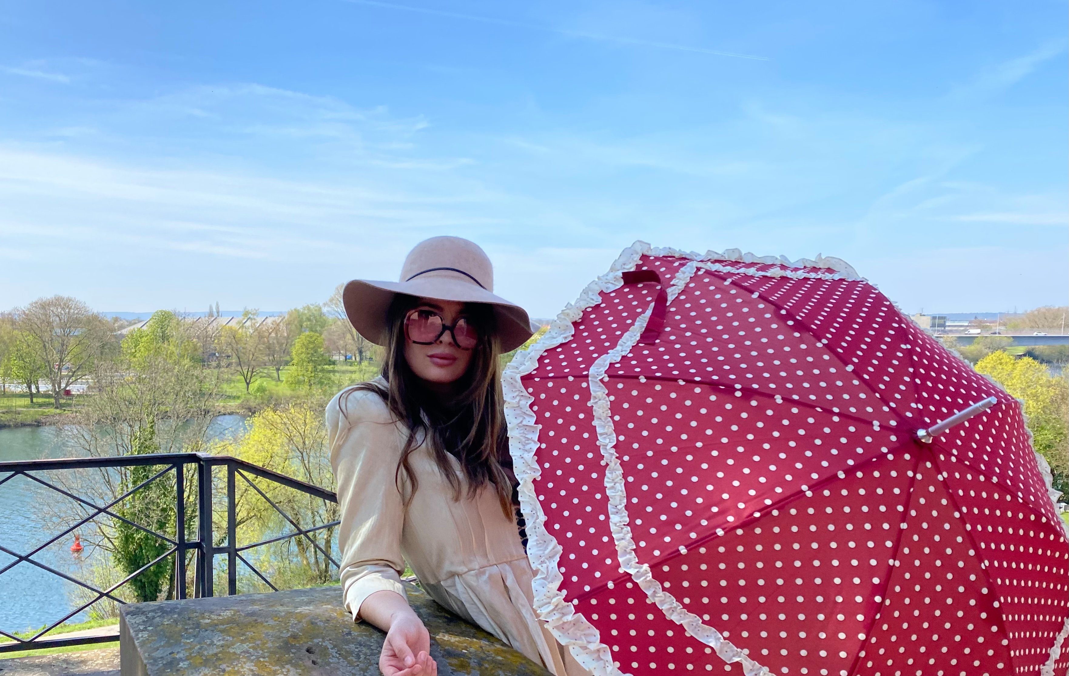 von Lilienfeld Stockregenschirm Regenschirm Sonnenschirm Rüschenkanten Punkten mit Mary, Hochzeitsschirm cremen zwei bordeaux in