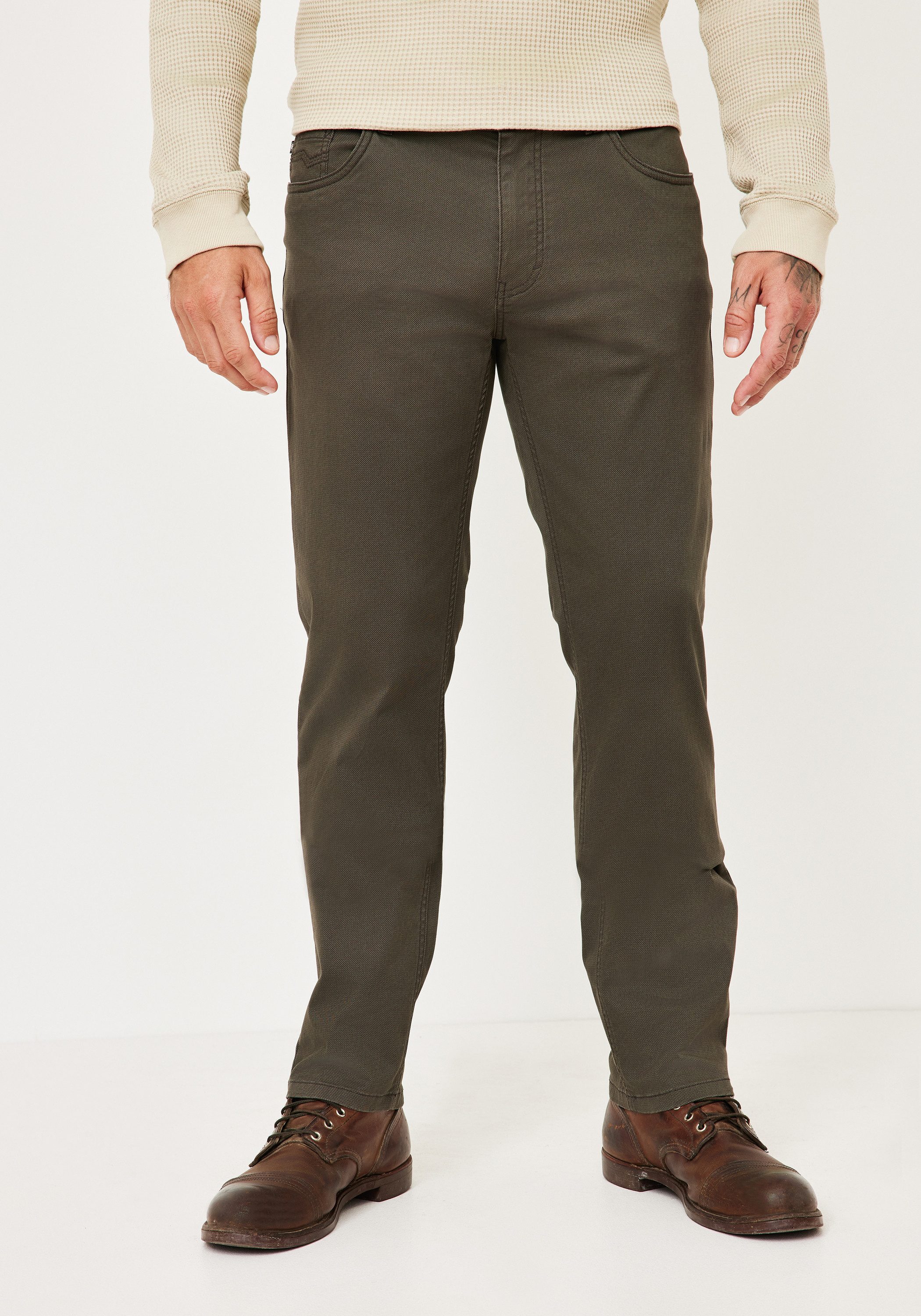 Redpoint Stoffhose MONTREAL Straight Fit Hose mit Dehnbund und dezentem Motiv