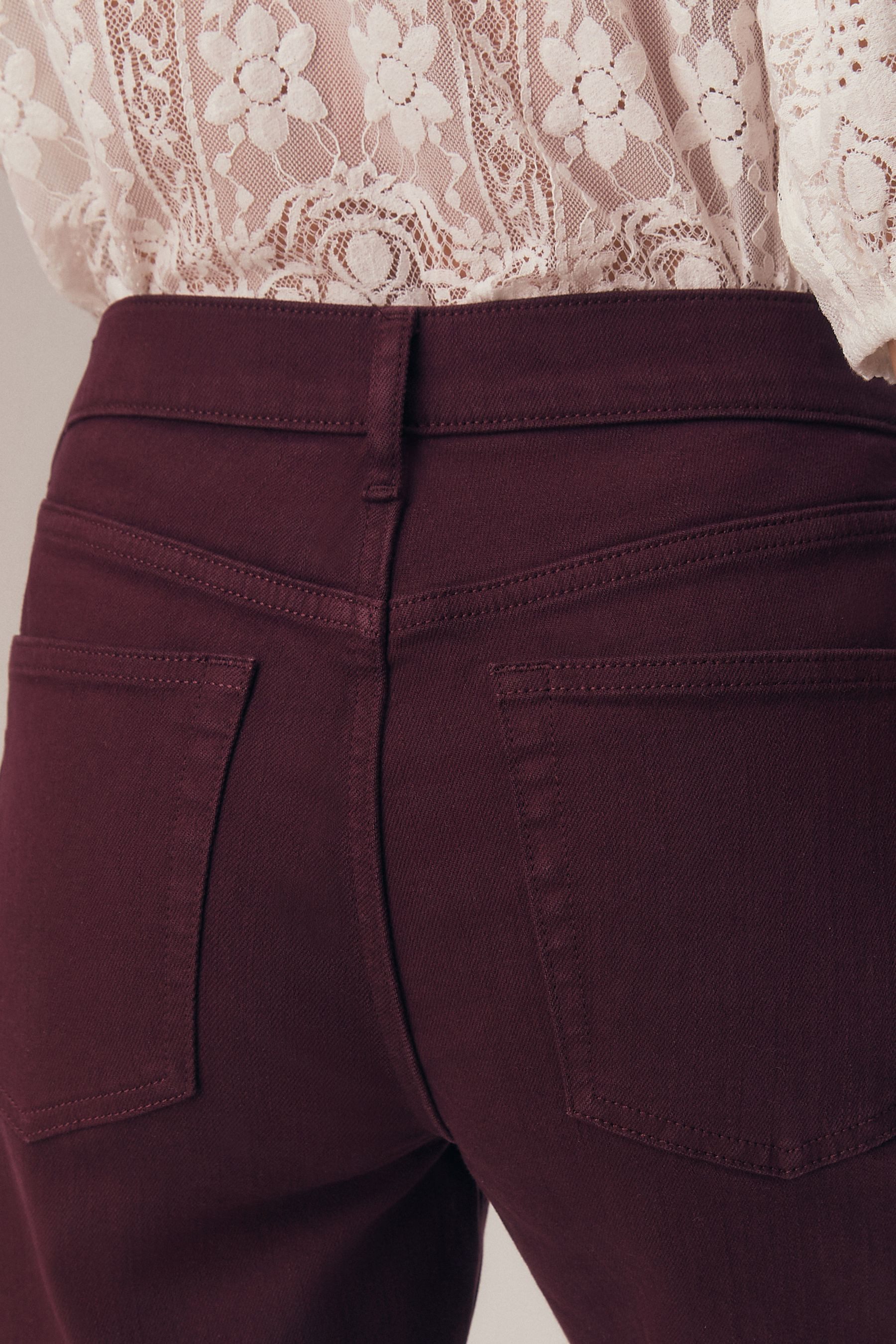 Next Bootcut-Jeans Bootcut Stretchjeans, mittelhoher Bund, Kurzgröße (1-tlg)