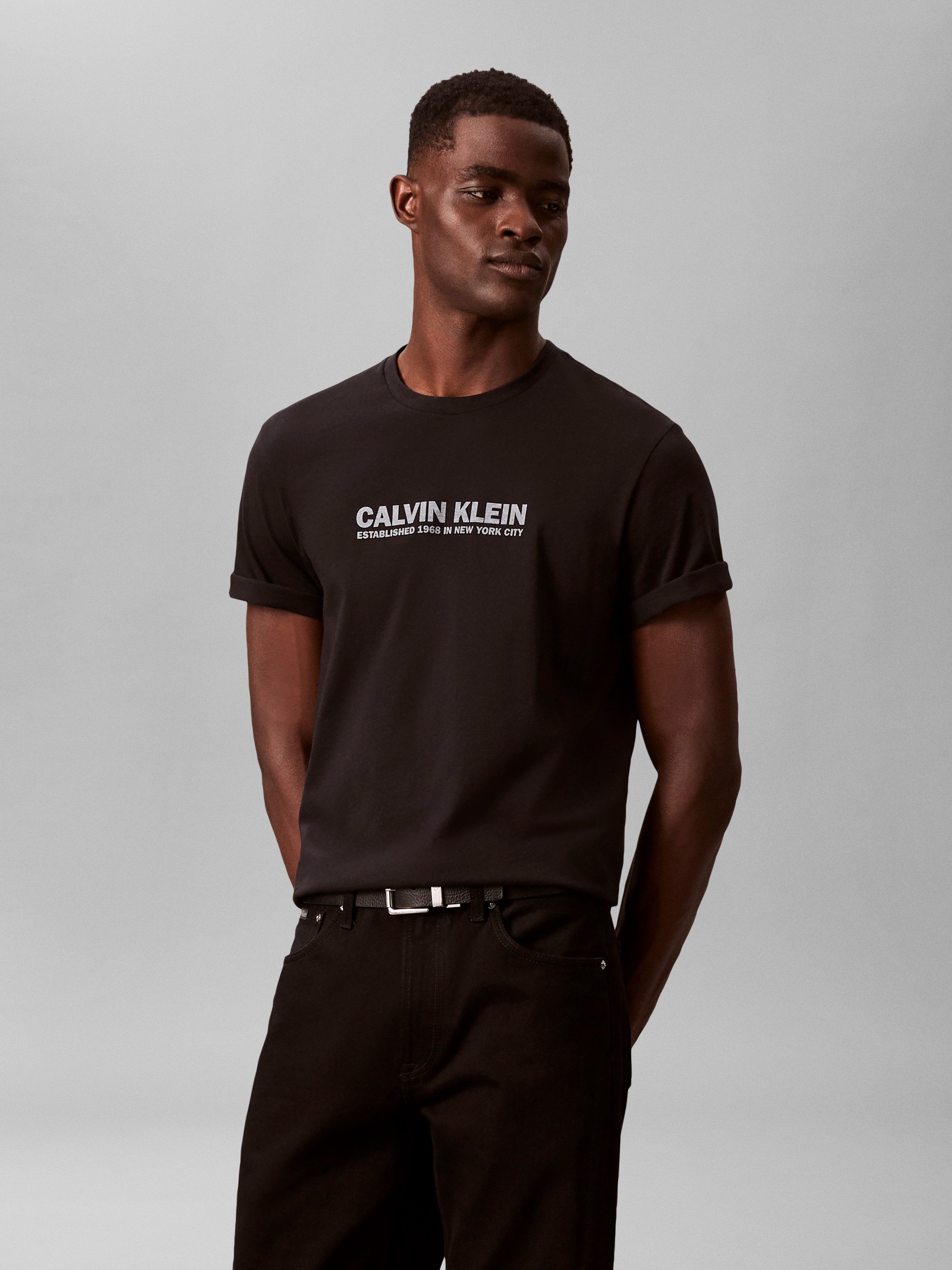 Calvin Klein T-Shirt Regular Fit, Rundhalsausschnitt, Logodruck