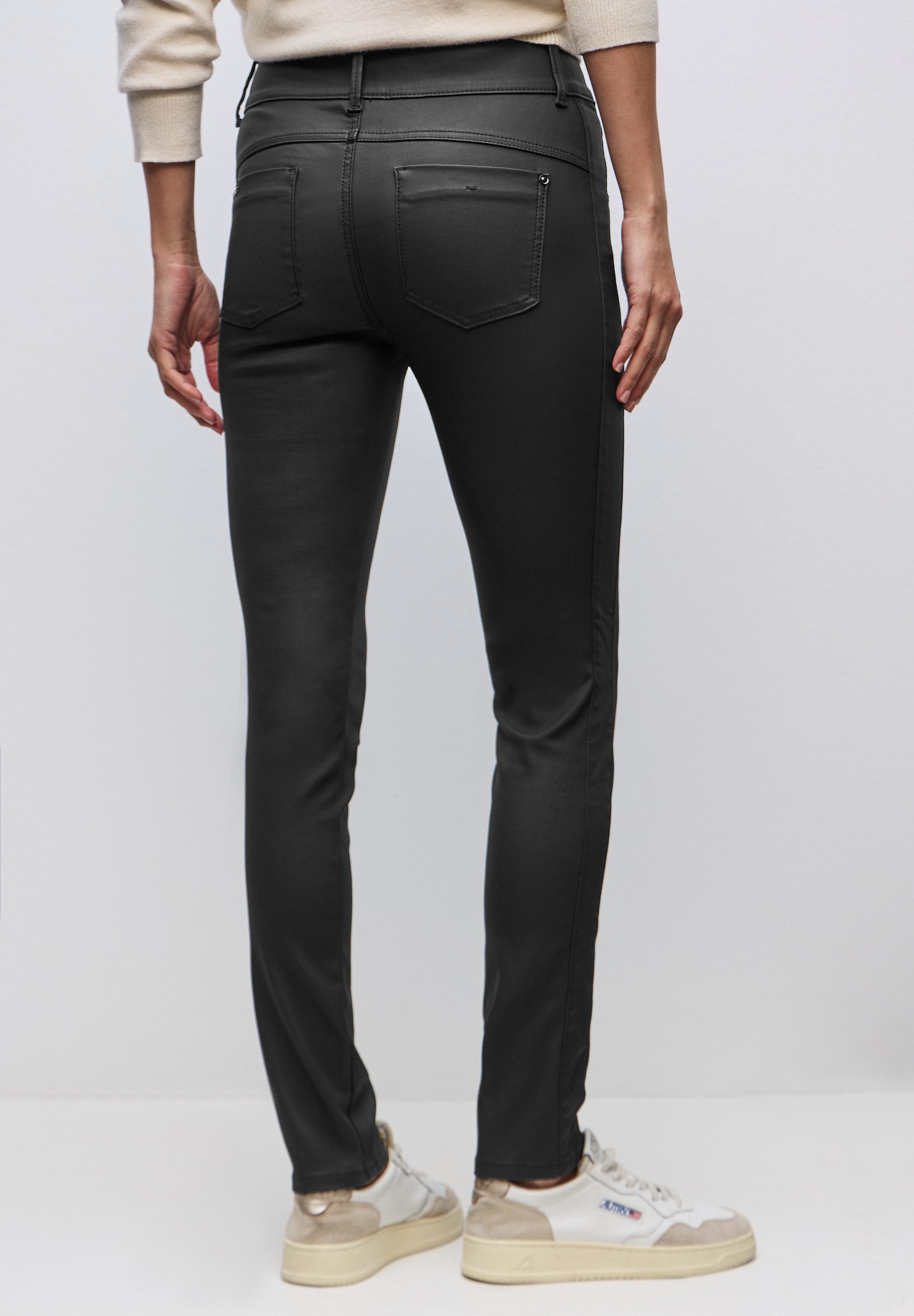 STREET ONE Lederimitathose mit Coating