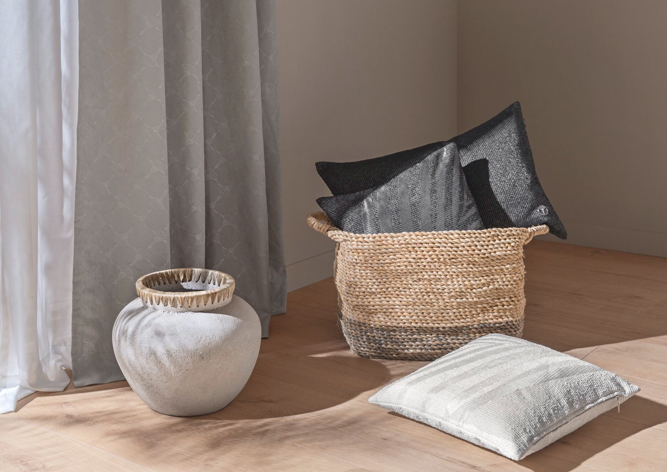 JOOP! Vorhang JOOP! LIVING - ELEGANCE Fertigvorhang (1 St), abdunkelnd, Textil – Bild 5 von 5