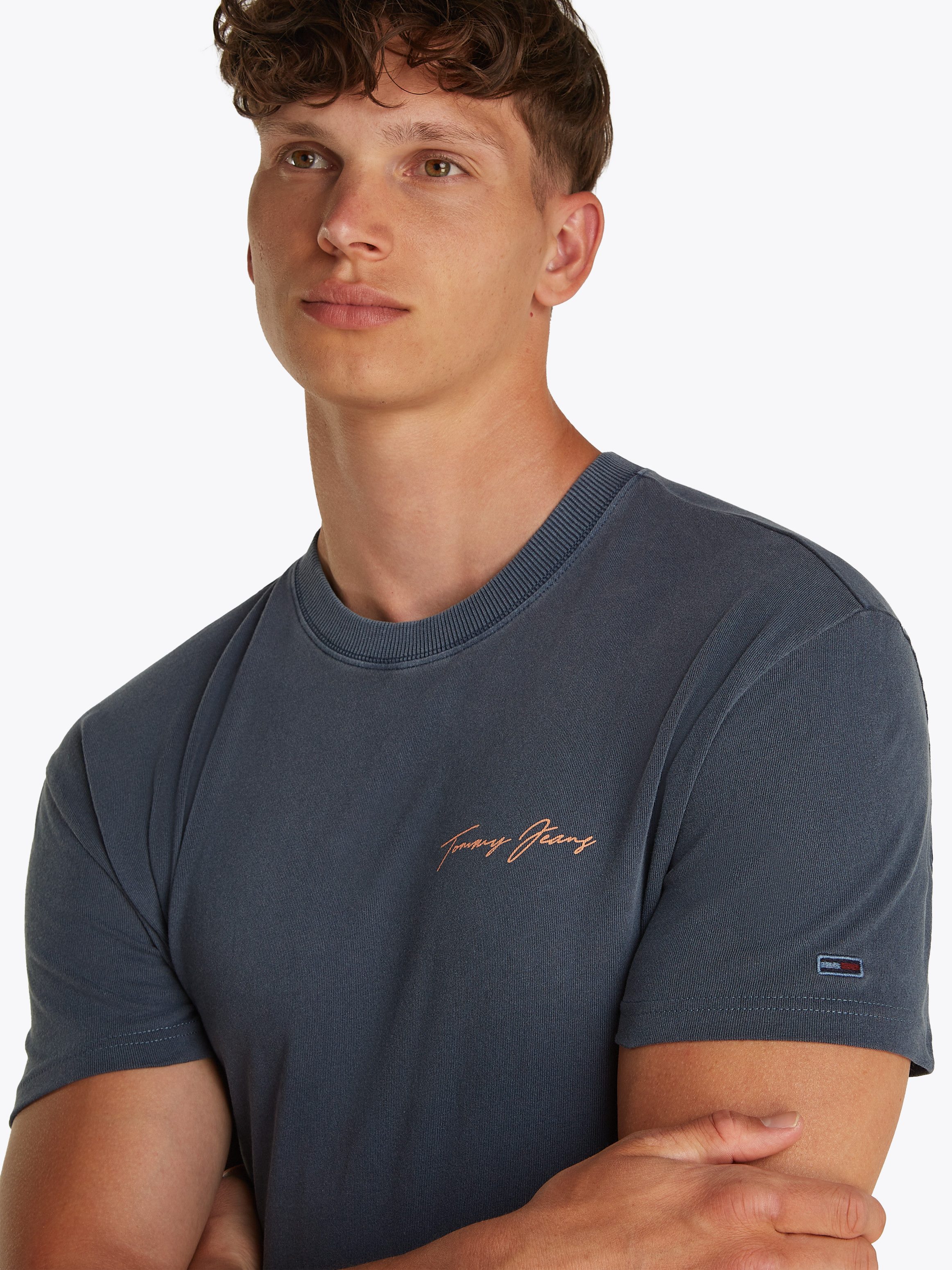 Tommy Jeans T-Shirt TJM REG SIG SAILING SS TEE EXT mit großem Rückendruck günstig online kaufen