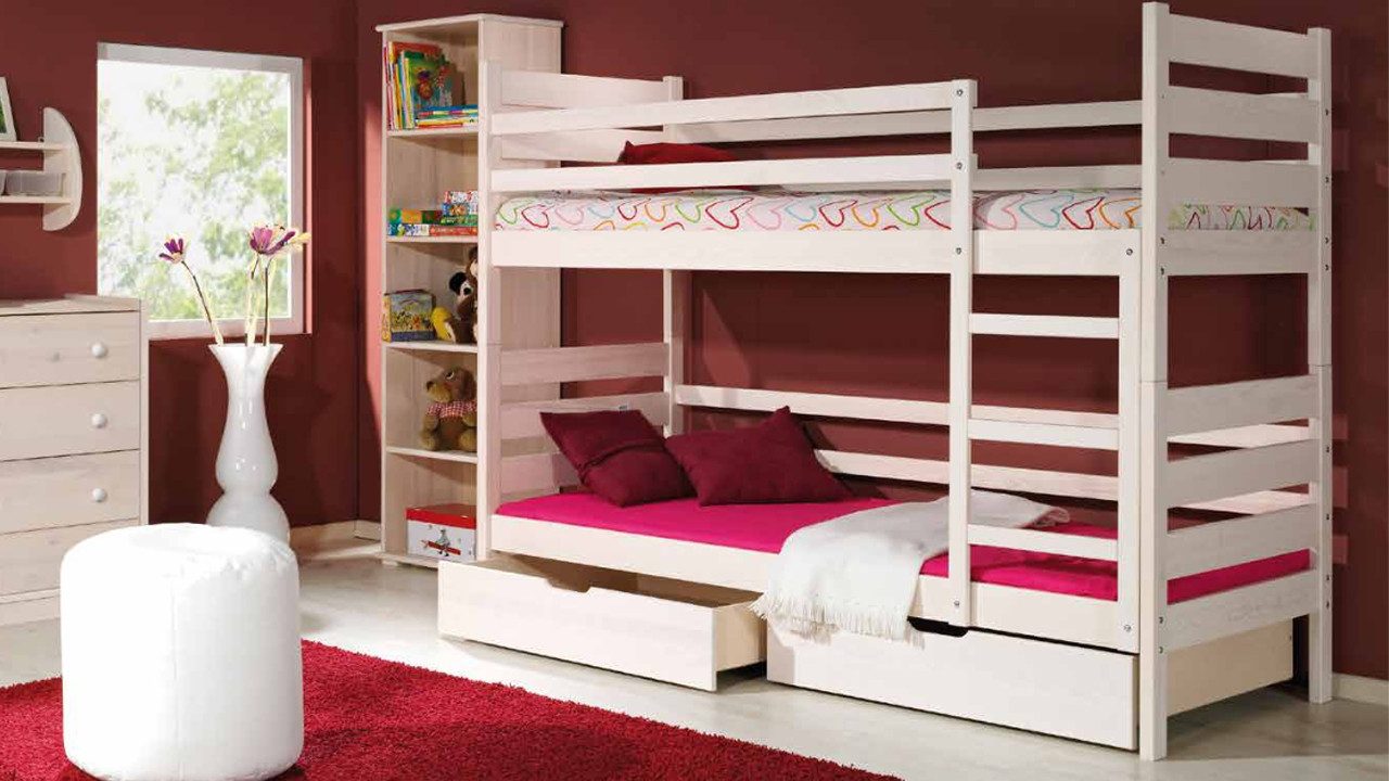Kinderbett Babybett aus hochwertigem Holz für sicheren Schlaf
