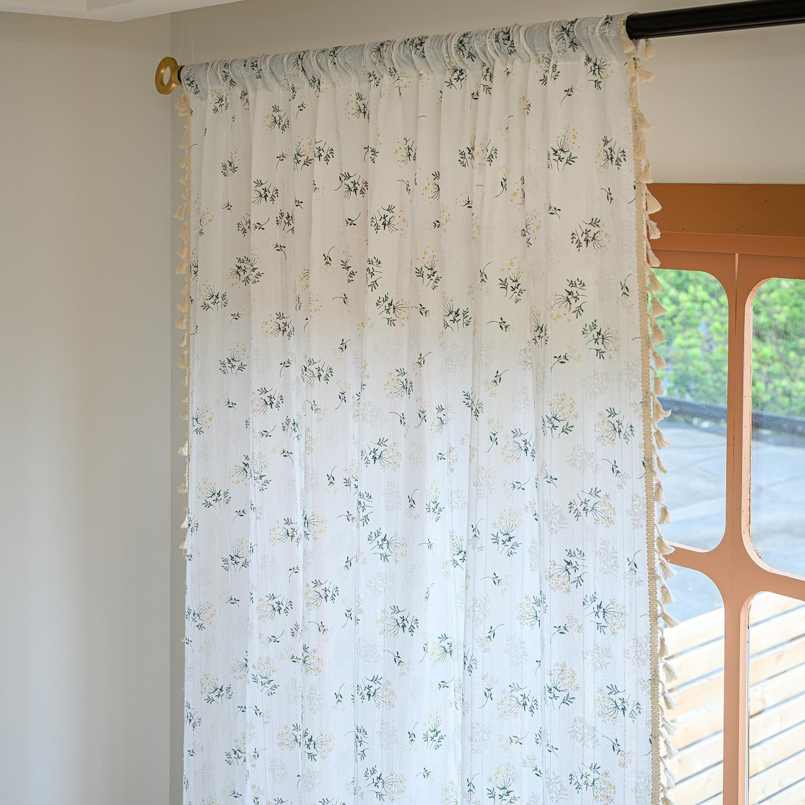 Zyronn Vorhang Gardinen Halbtransparente Gardinen, Stangendurchzug und Quasten (1 St), Bodenlange Fenstervorhänge für Schlafzimmer Wohnzimmer