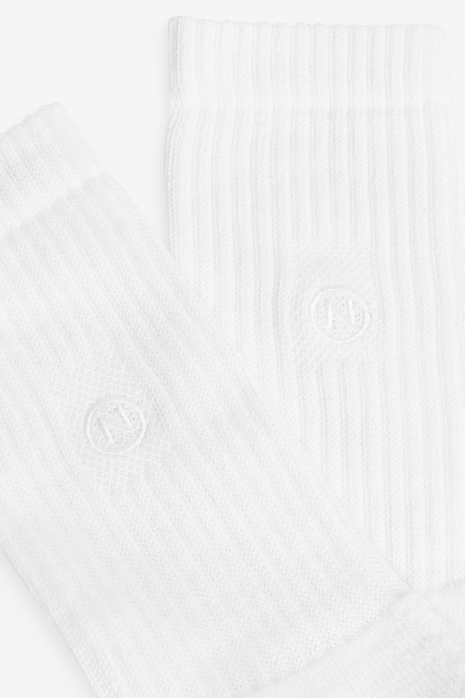 Next Sportsocken Sportsocken mit gepolsterter Sohle, 4er-Pack (4-Paar)