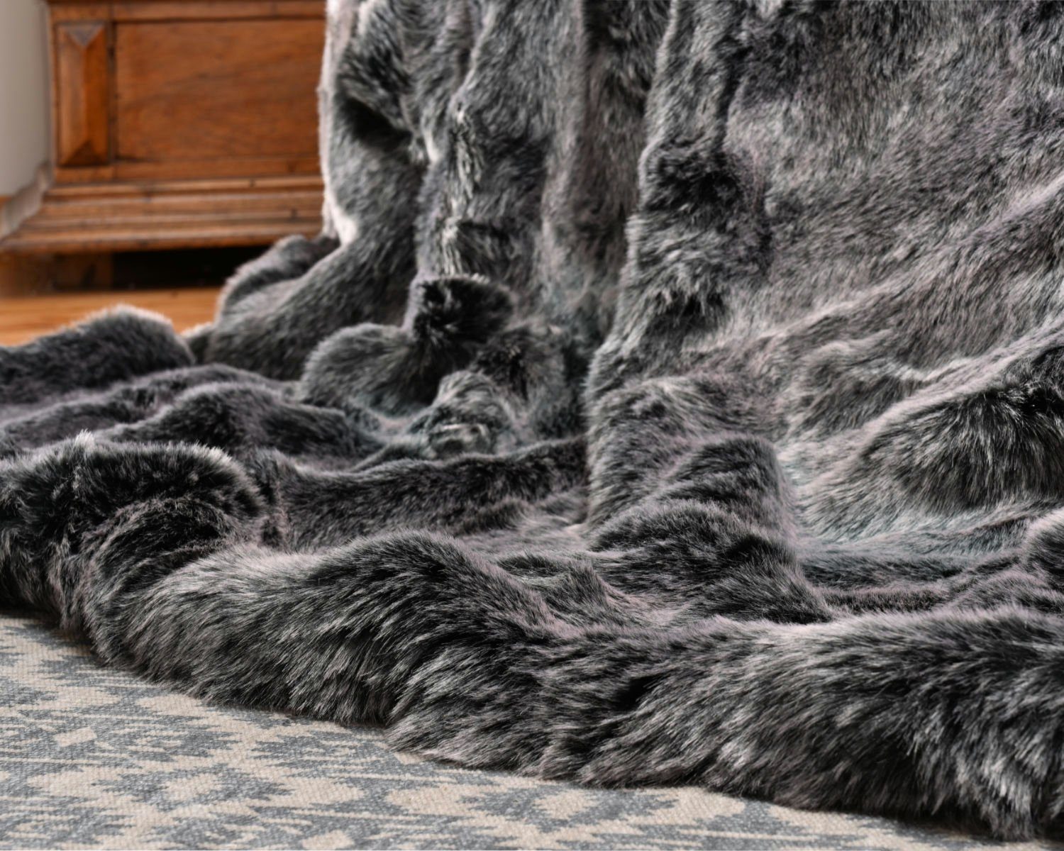 Wohndecke Felldecke (Kunstfell) "Alaska Wolf" Premium superfein, Wohnen und günstig online kaufen