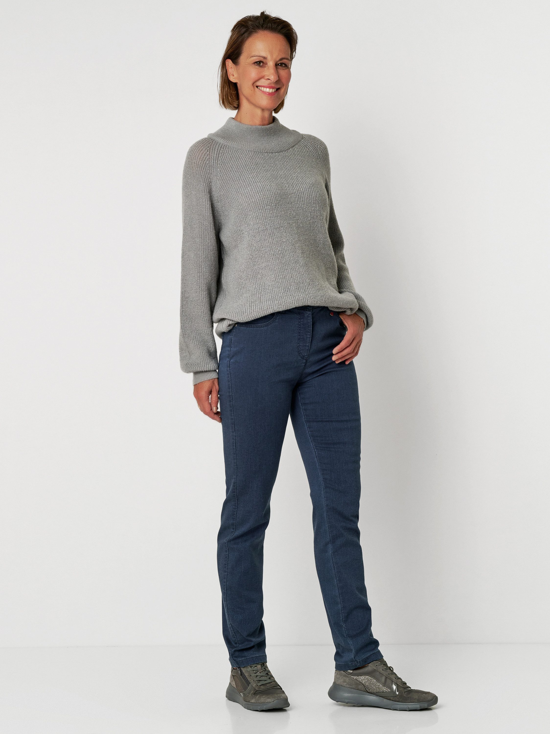 Relaxed by TONI Stretch-Jeans RELAXED by TONI MEINE BESTE FREUNDIN midblue 2840-13 21-31.57