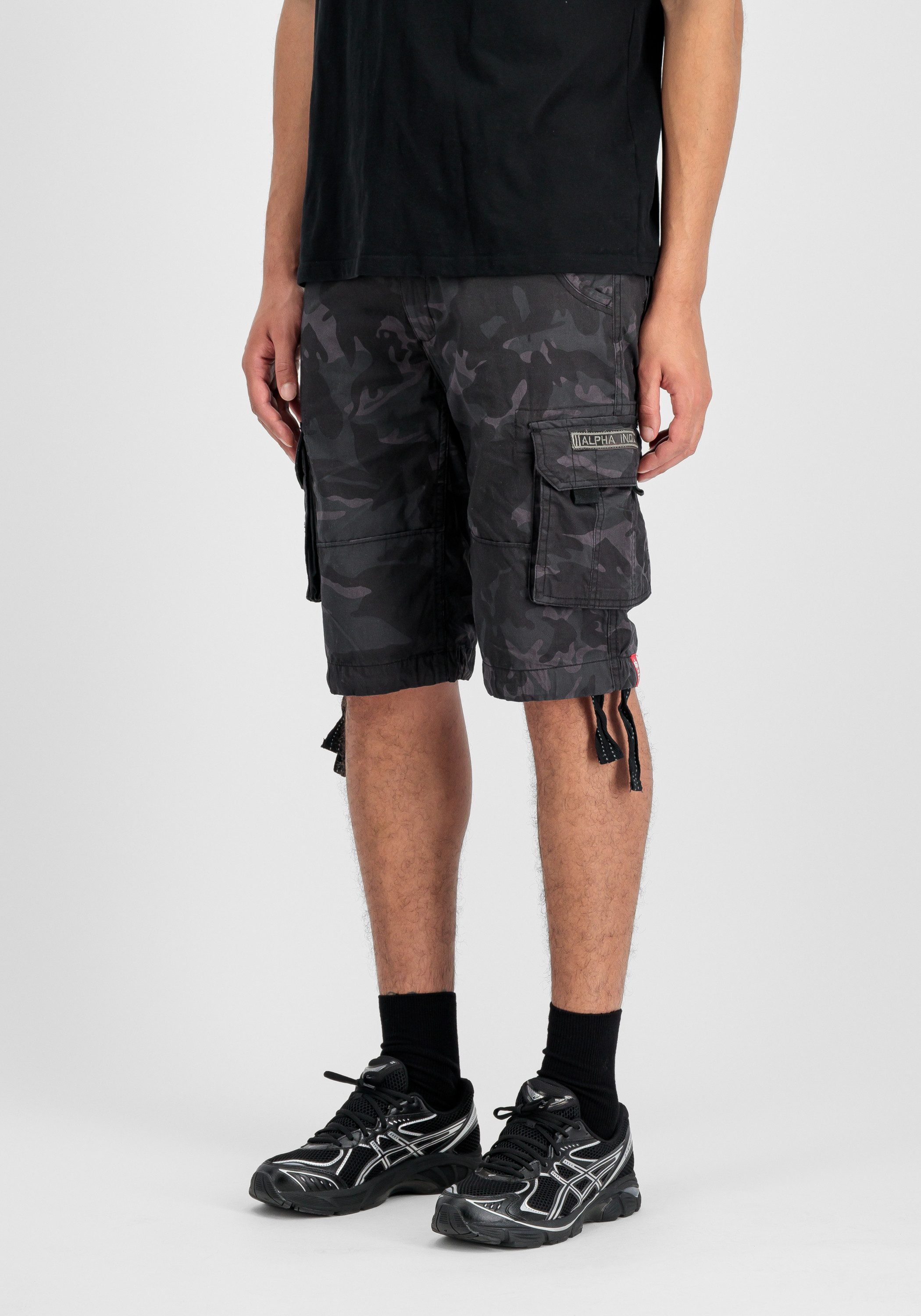 Alpha Industries Shorts Jet Short Camo