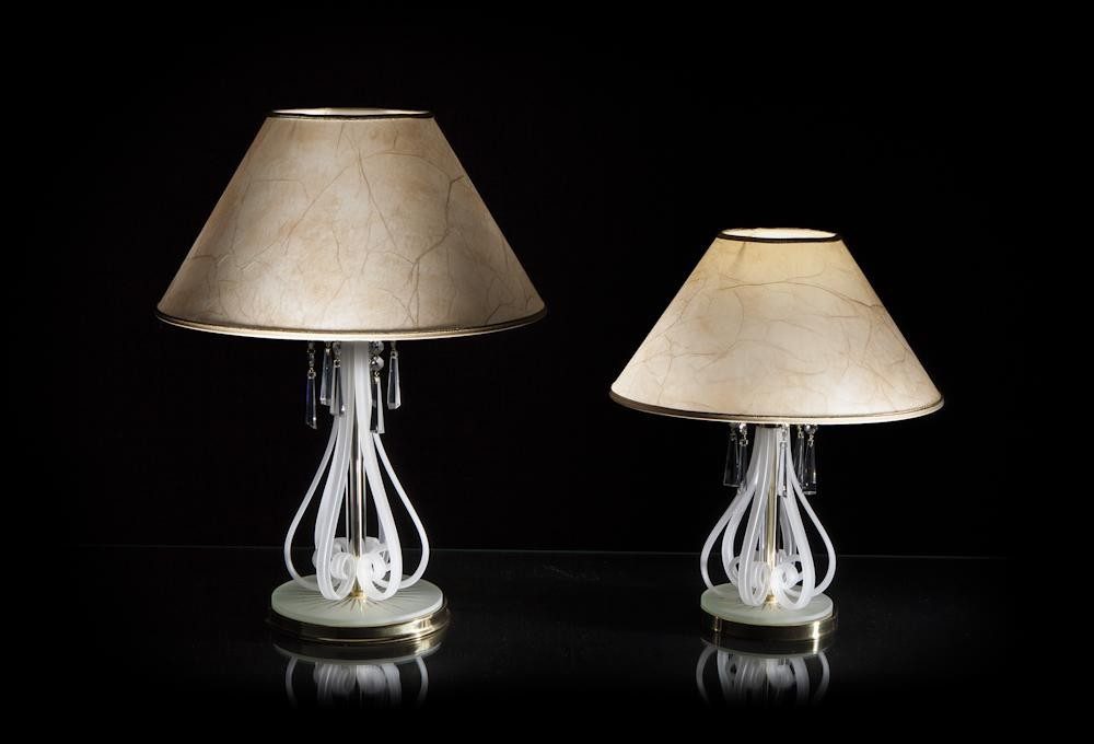 JVmoebel Schreibtischlampe Elegante Tischleuchte aus Kristall in klassischem Design, Ersatzlampe, Warmweiß, Made in Europa
