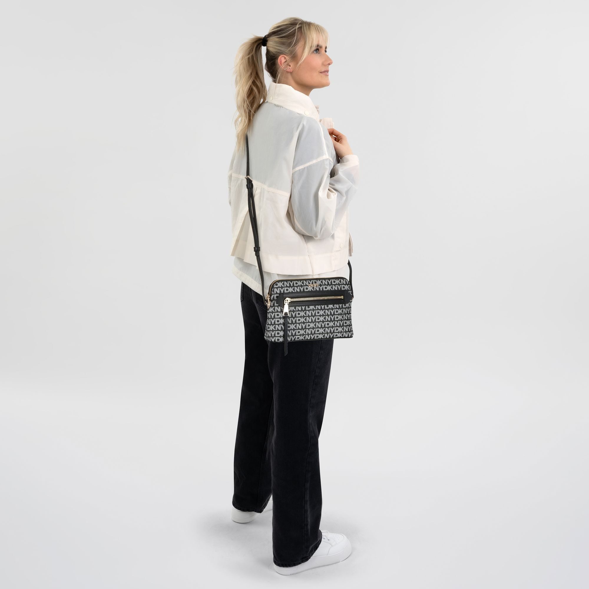 DKNY Umhängetasche Bryant, PVC günstig online kaufen