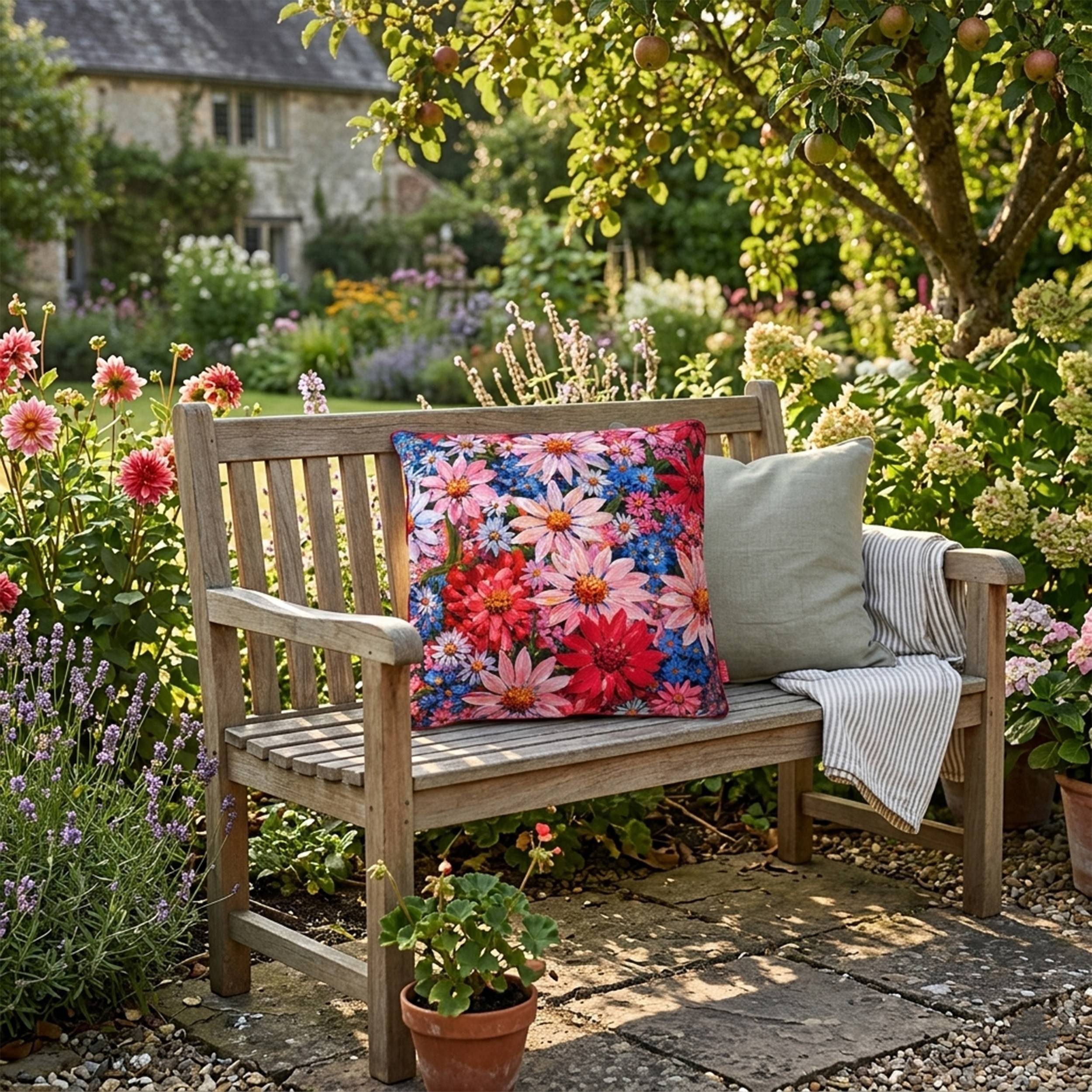 colourliving Dekokissen Sitzkissen Outdoor, Outdoor Kissen 45x45 cm, verschiedene Desings, schmutz- und wasserabweisend, einseitiger Motivdruck