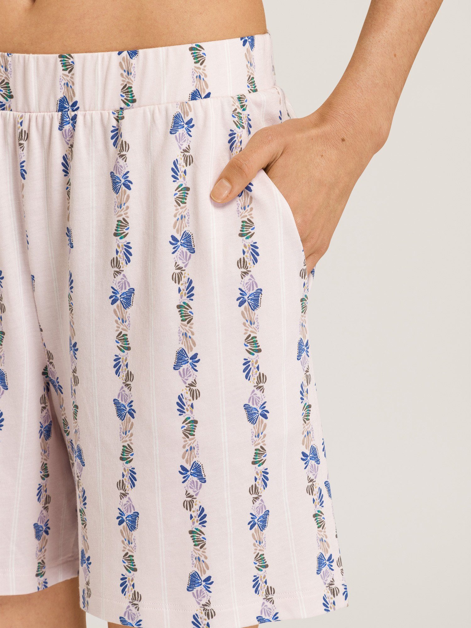 Hanro Pyjamashorts feminine stripe & Sleep Lounge