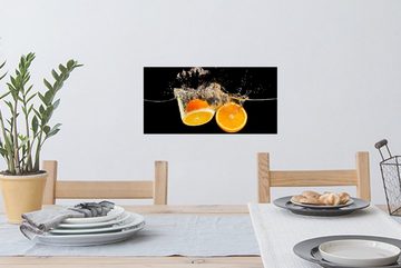 MuchoWow Wandsticker Orange - Stillleben - Wasser - Schwarz - Obst (1 St), Wandaufkleber, Repositionierbar, Wandtattoo, Selbstklebend, Sticker
