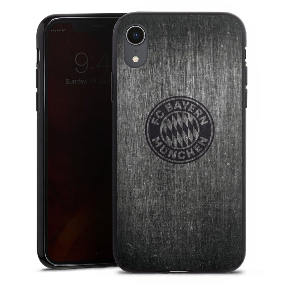 DeinDesign Handyhülle Metallic Look FCB FC Bayern München Metalllook FCB Logo einfarbig, Apple iPhone Xr Silikon Hülle Bumper Case Handy Schutzhülle