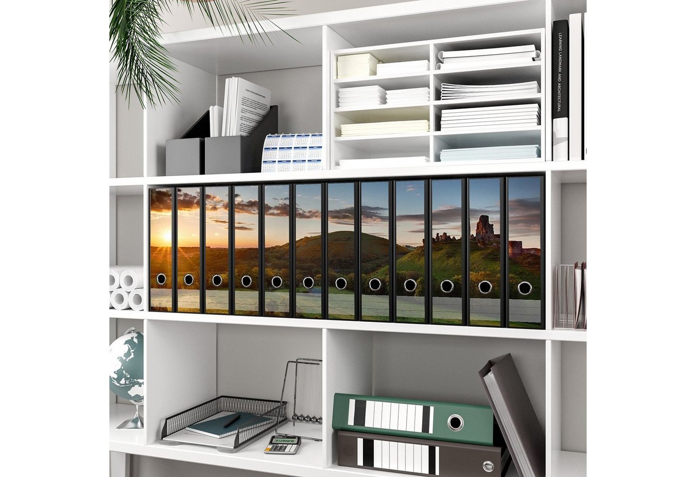 Thumbnail - Wallario Etiketten Schlosspanorama in England bei Sonnenaufgang, Ordnerrücken-Sticker in verschiedenen Ausführungen