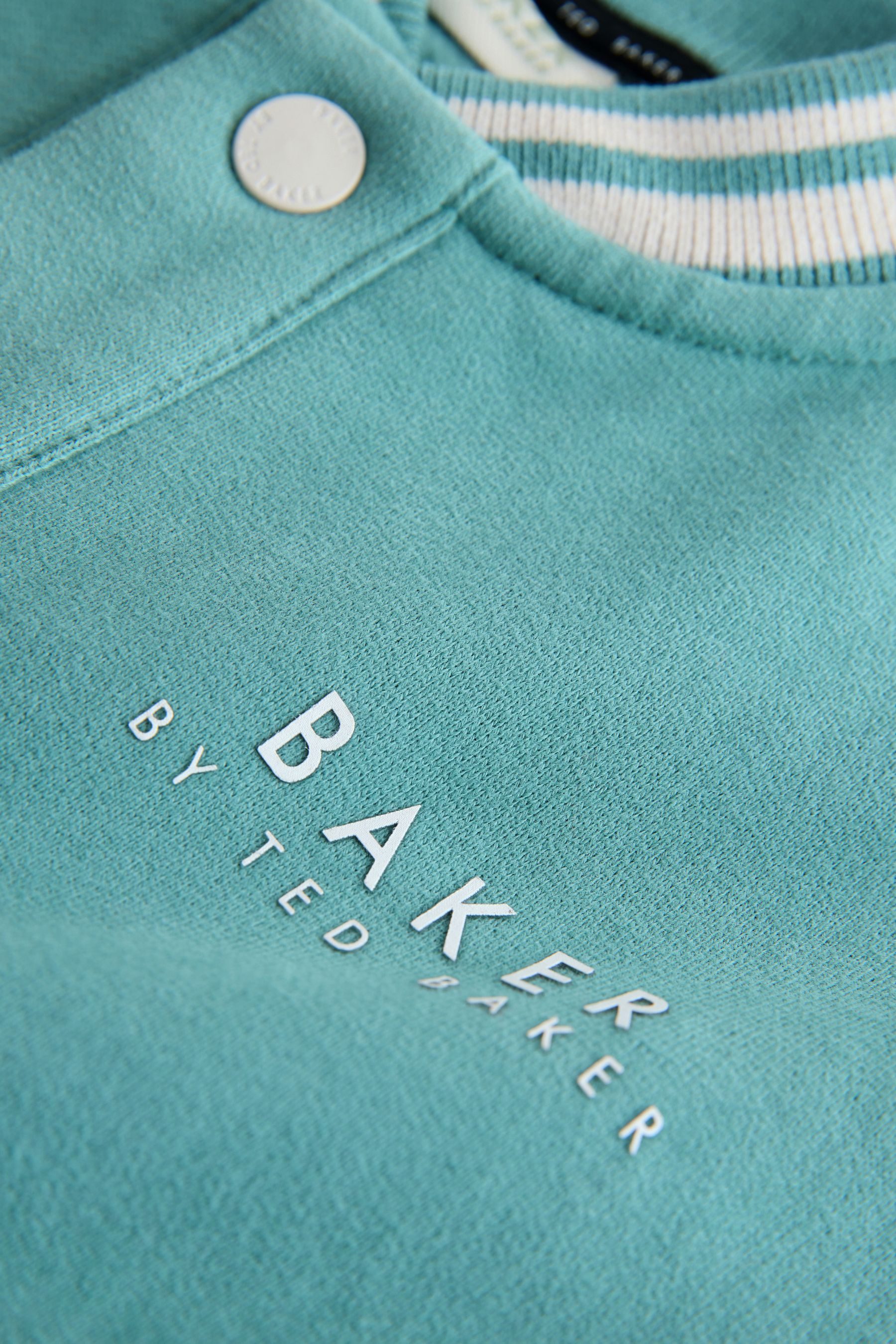 Baker by Ted Baker Sweatanzug Baker by Ted Baker Jacke, T-Shirt und Jogginghose (3-tlg)
