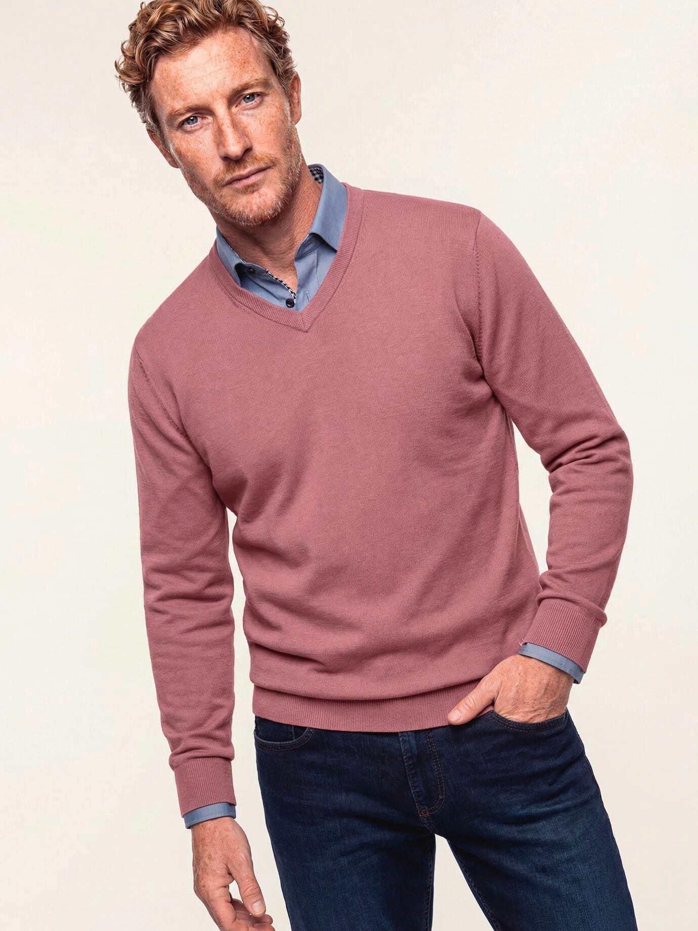 Walbusch V-Ausschnitt-Pullover Herren Merino V-Ausschnitt-Pullover extrafein 19,5 Mikron, temperaturausgleichend, waschmaschinenfest