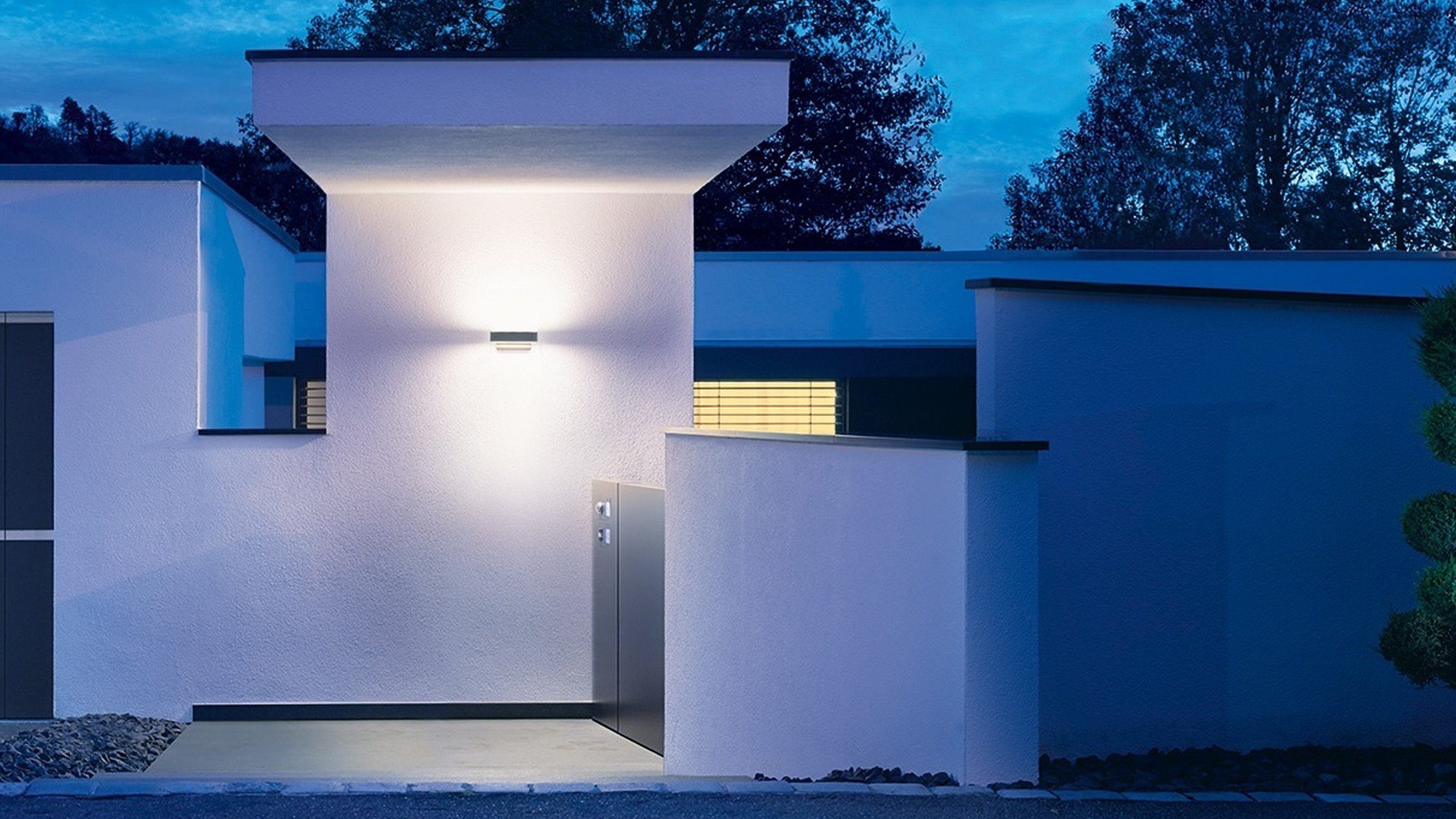 steinel LED Außen-Wandleuchte L 810, mit Bluetooth, LED fest integriert, Warmweiß, mit Bewegungsmelder, 9,8W. Softlichtstart, anthrazit
