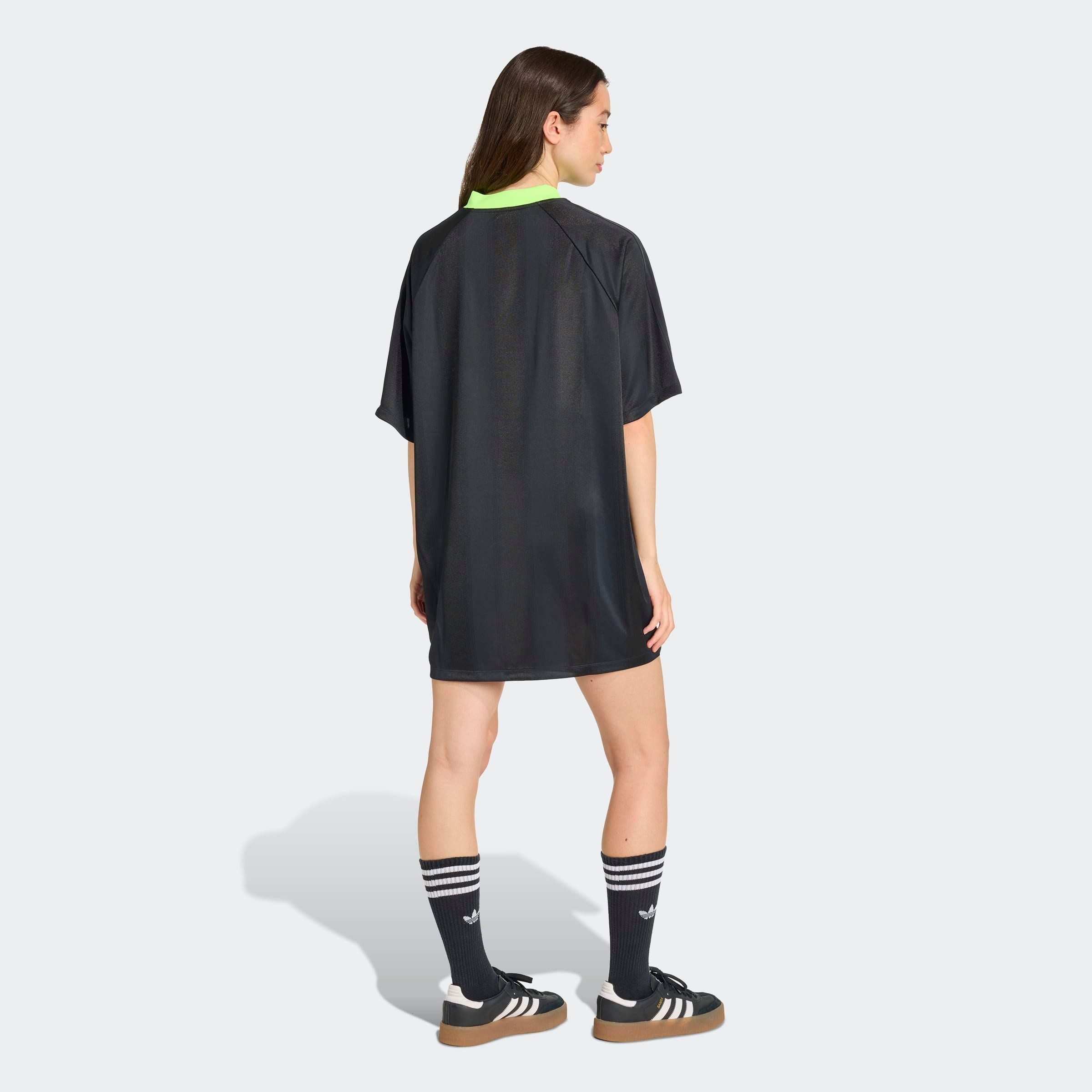 adidas Originals Shirtkleid JACQUARD DRESS (1-tlg) sportlicher Stil, modern günstig online kaufen