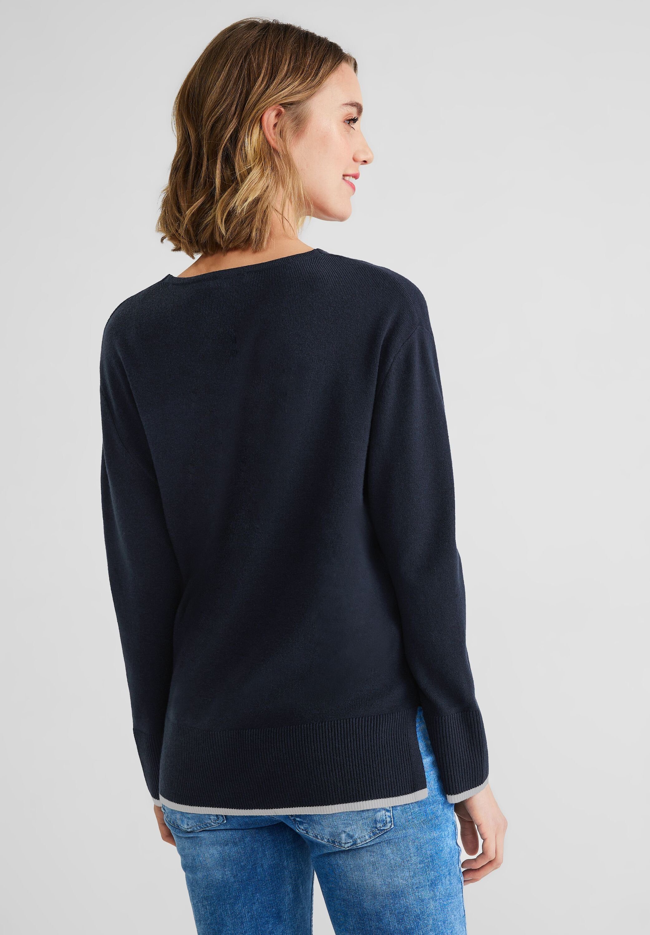 Pullover ONE blue deep mit STREET V-Ausschnitt-Pullover V-Ausschnitt