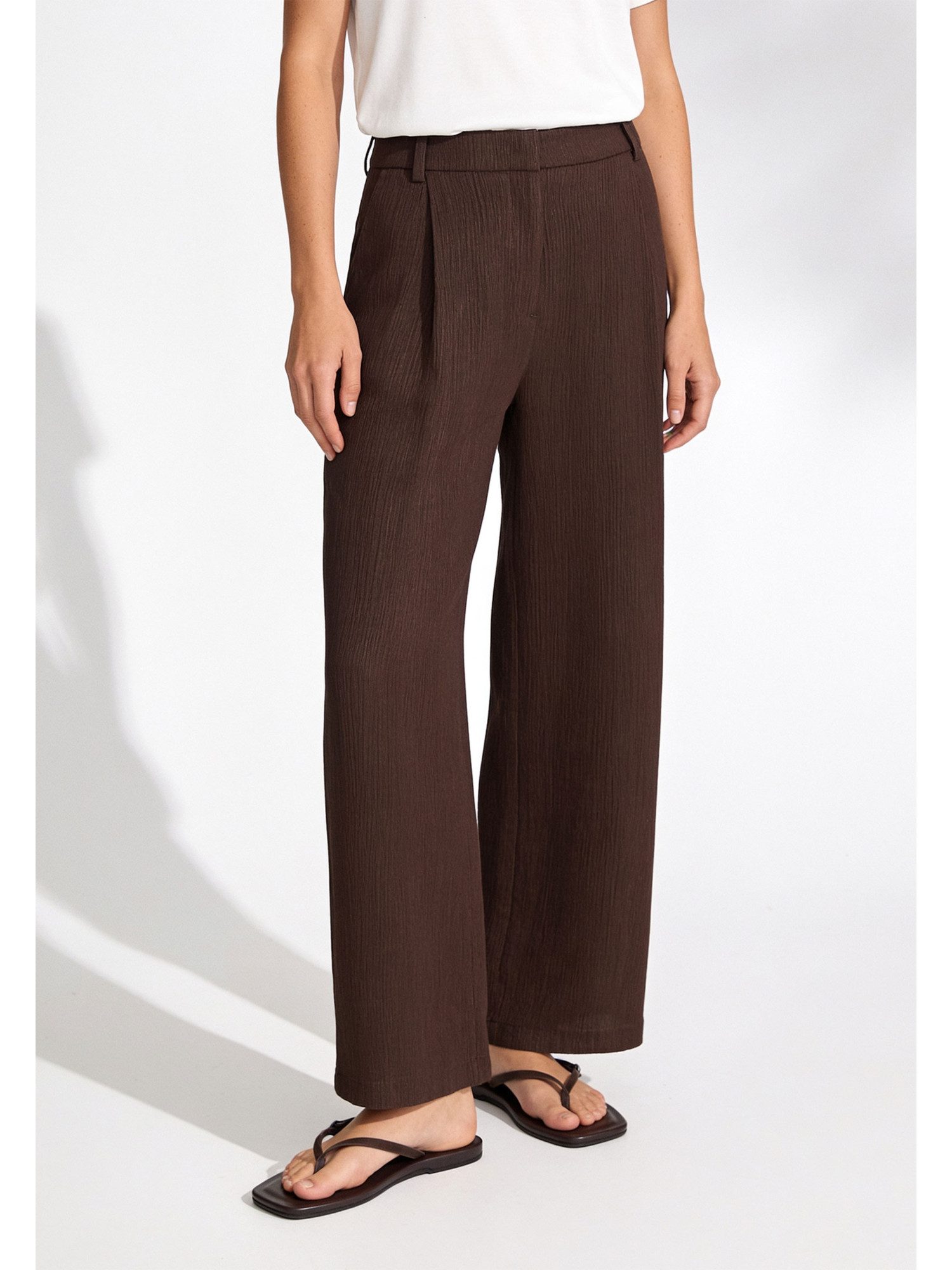 Stoffhose weite Hose, dezente Crash-Struktur