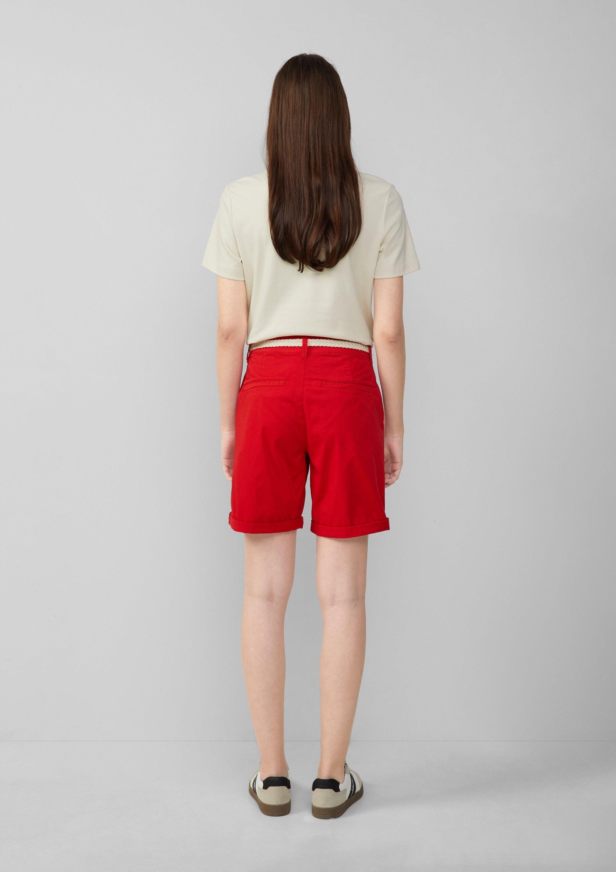 s.Oliver Shorts Hose Shorts mit geflochtenem Gürtel und Garment Dye