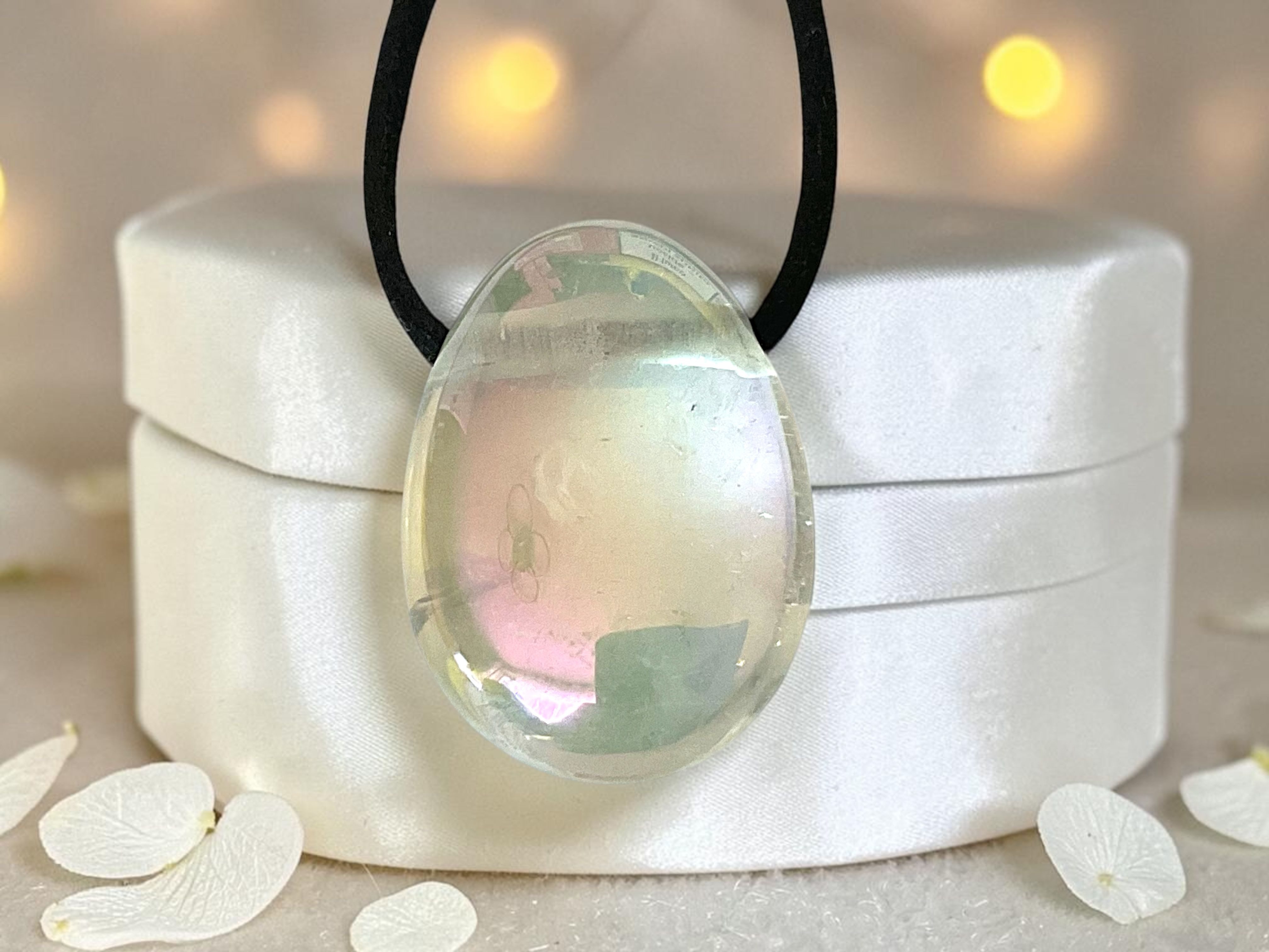 Steinfixx® Edelstein Anhänger aus echtem Angel Aura, Tropfenanhänger, (absoluter Blickfang I Aura-Veredelung, 1-St., incl. Lederband und Geschenkverpackung), AA – Bild 2 von 5