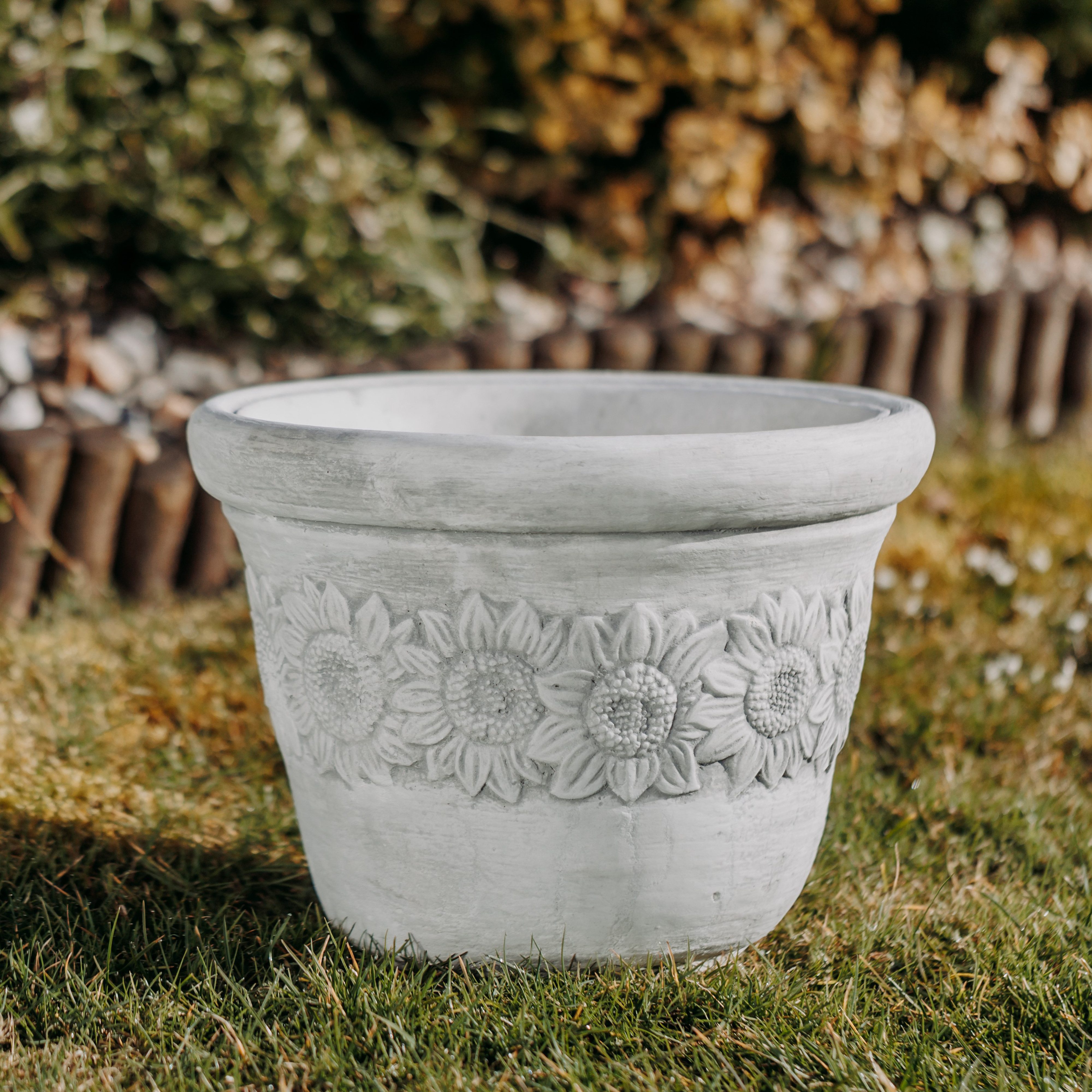 gartendekoparadies.de Pflanzkübel Pflanzgefäß, Blumentopf, Motiv Sonnenblume, H. 27 cm, 11 Liter, 12 kg, Frostsicher