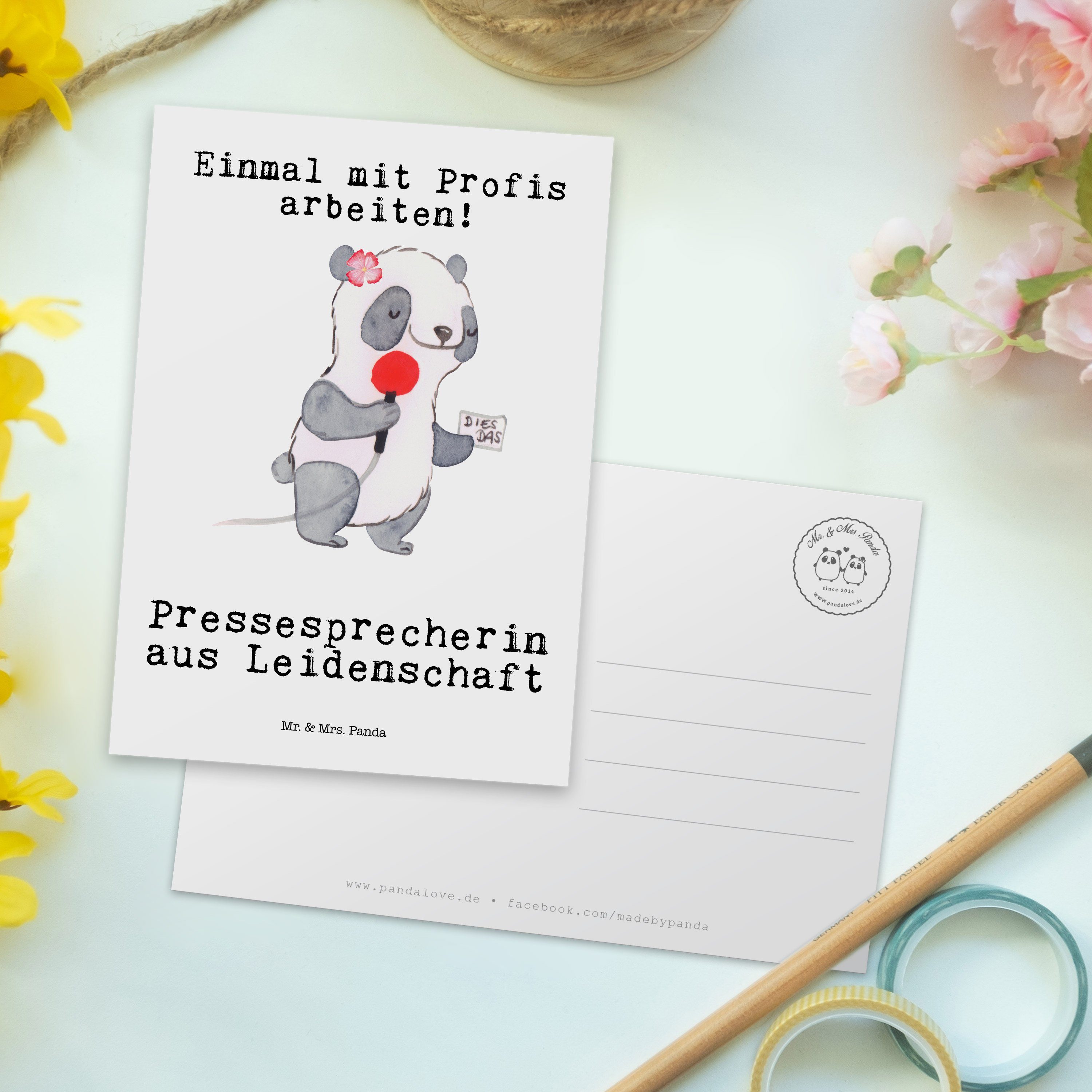 Pressesprecherin Leidenschaft Postkarte Weiß - Ausbildung, Panda Ansi Geschenk, aus Mrs. - & Mr.