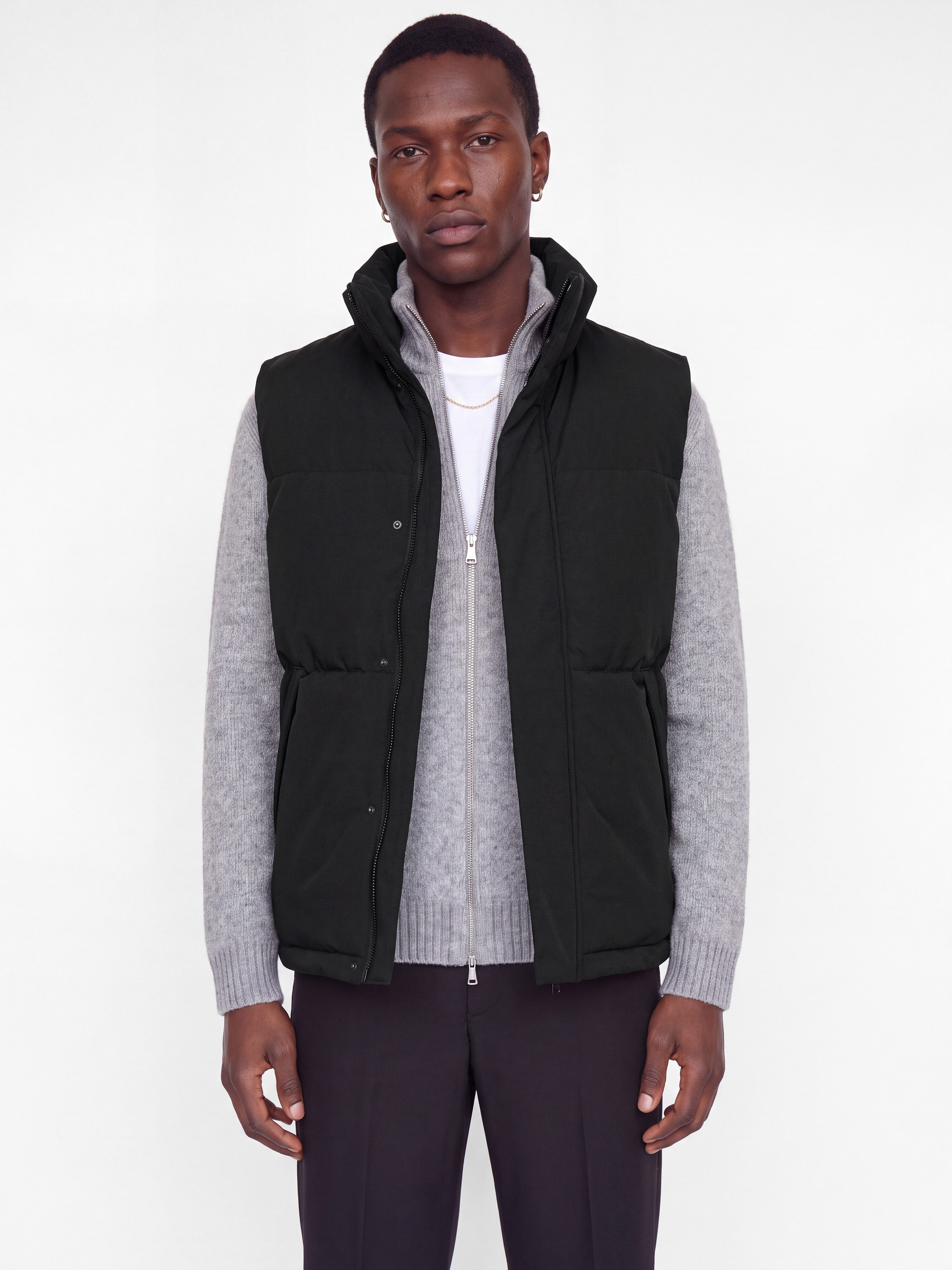 Jack & Jones Steppweste JJESOHO BODYWARMER AW26 SN Kunstfaser, mit Stehkragen